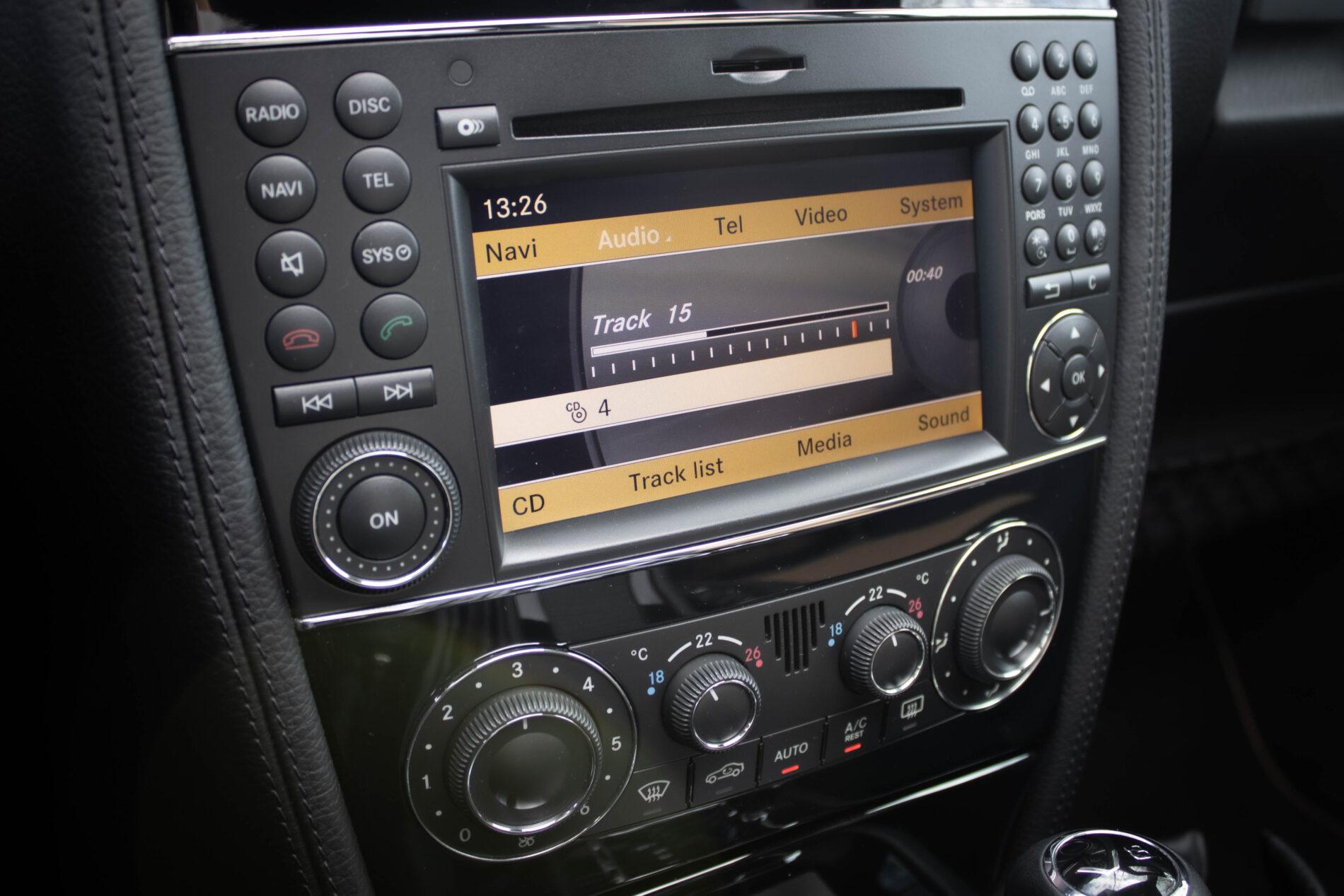 2011 Mercedes-Benz G 500, šedá suv, 89 163 km