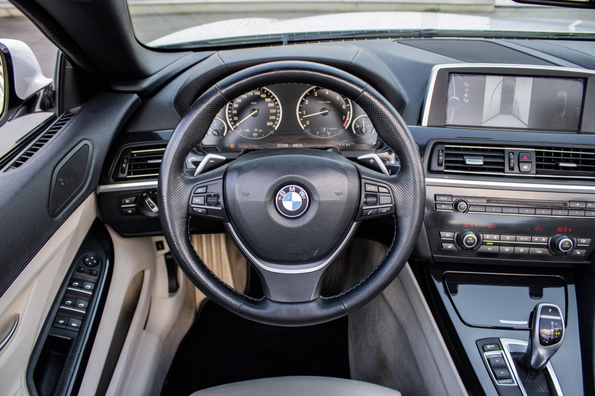 2011 BMW 640i, bílá kabriolet, 177 355 km