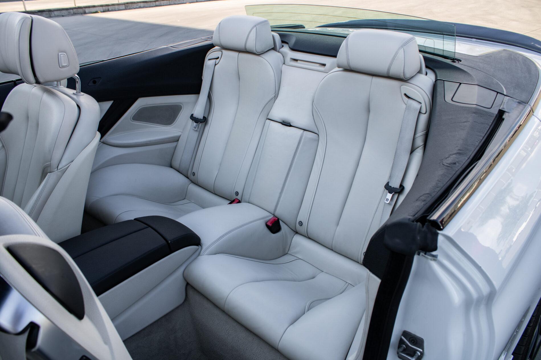 2011 BMW 640i, bílá kabriolet, 177 355 km