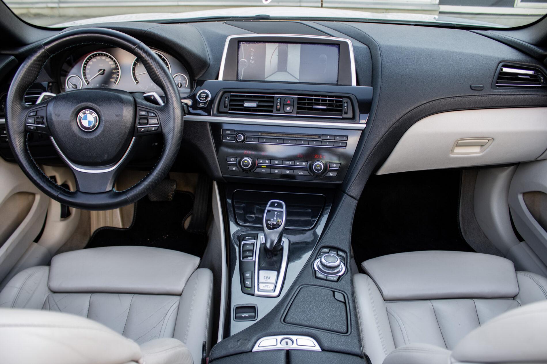 2011 BMW 640i, bílá kabriolet, 177 355 km