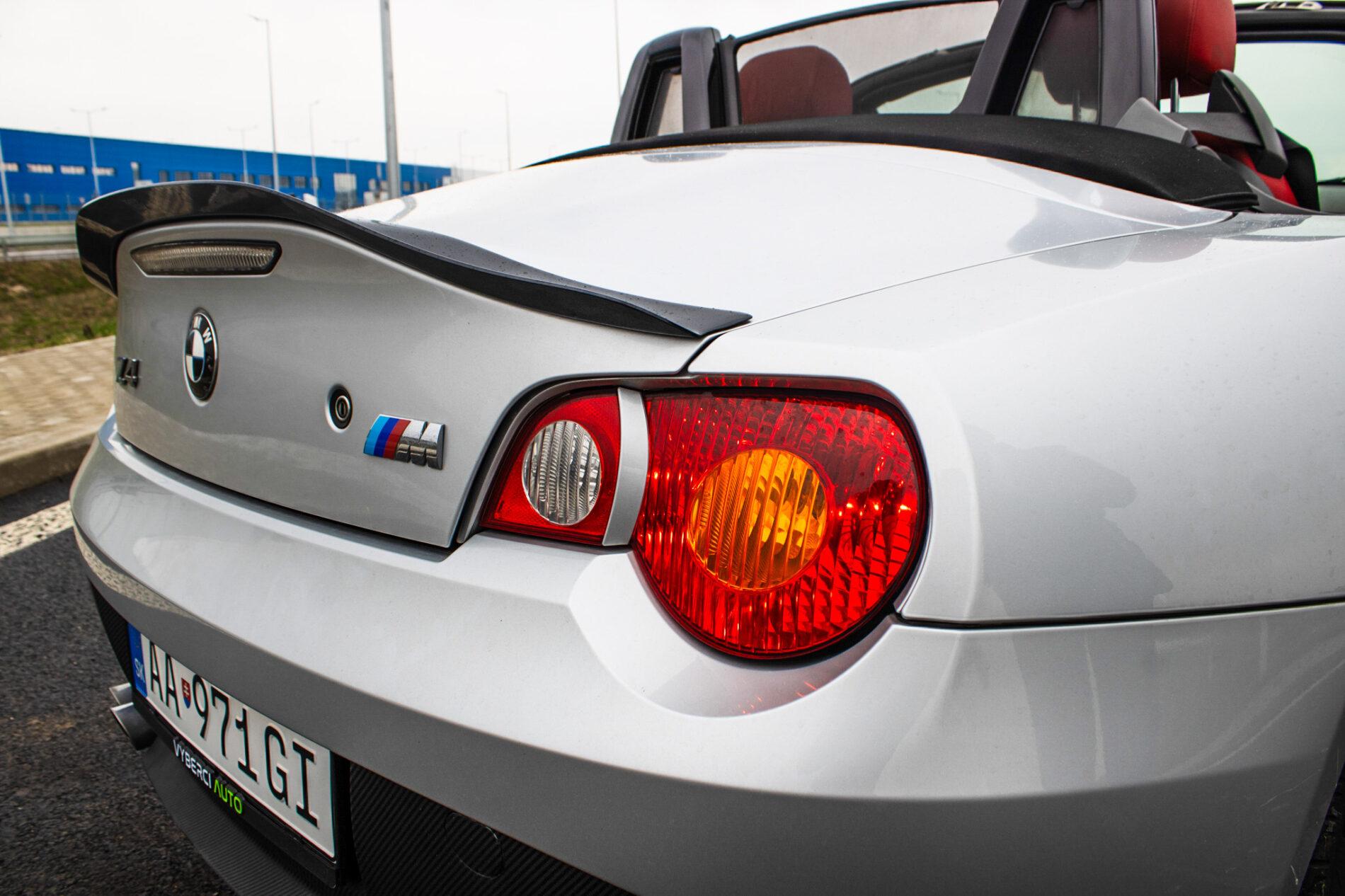 2003 BMW Z4, stříbrná kabriolet, 158 040 km