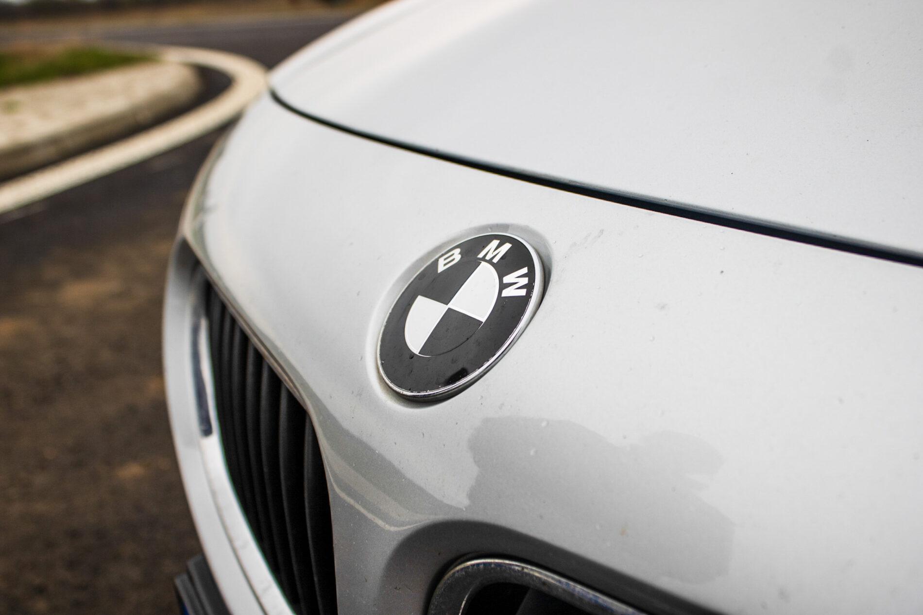 2003 BMW Z4, stříbrná kabriolet, 158 040 km