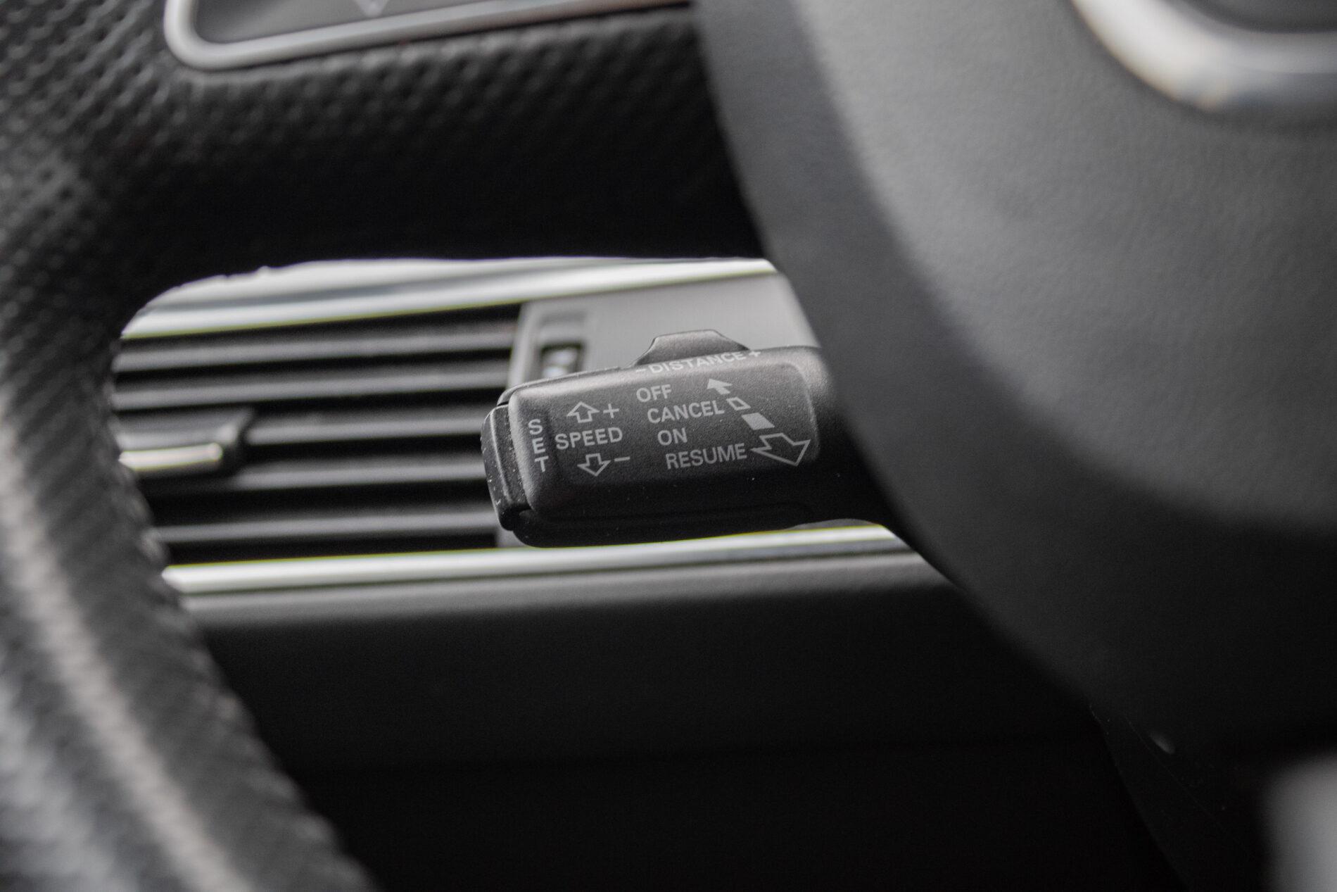 2011 AUDI A6, šedá kombi, 223 133 km