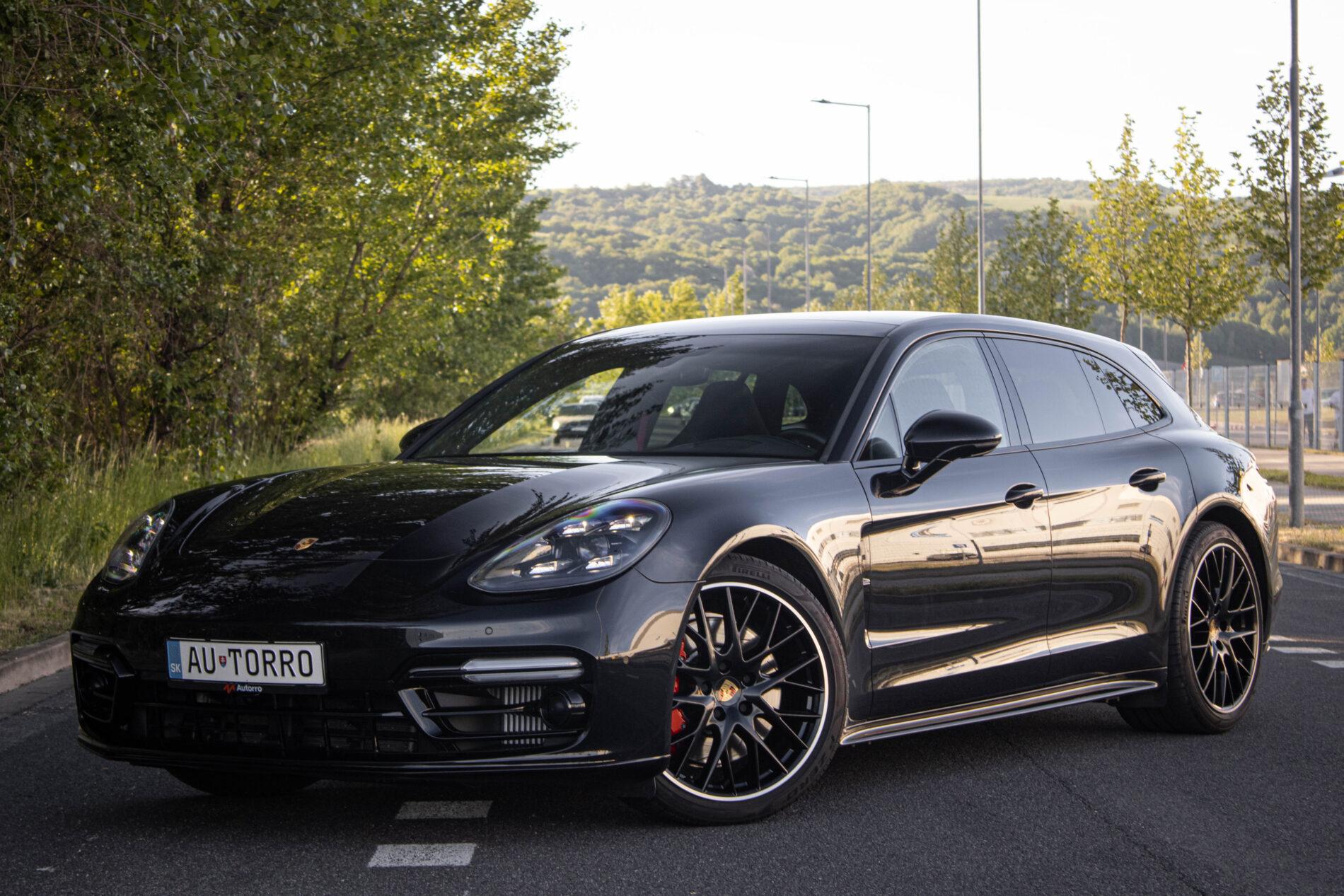 2019 Porsche Panamera GTS, černá kombi, 81 950 km