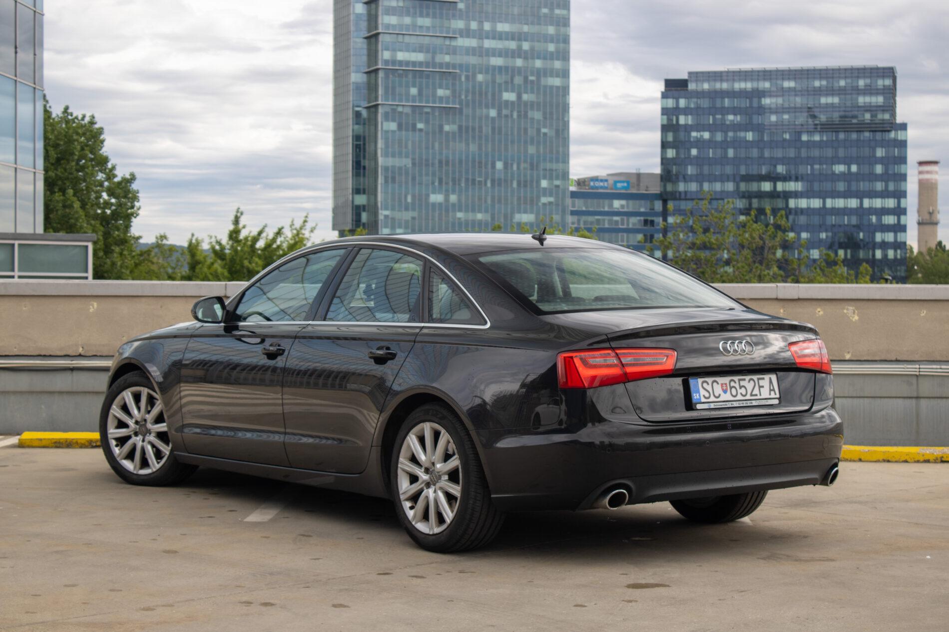 2013 AUDI A6, černá sedan, 335 544 km