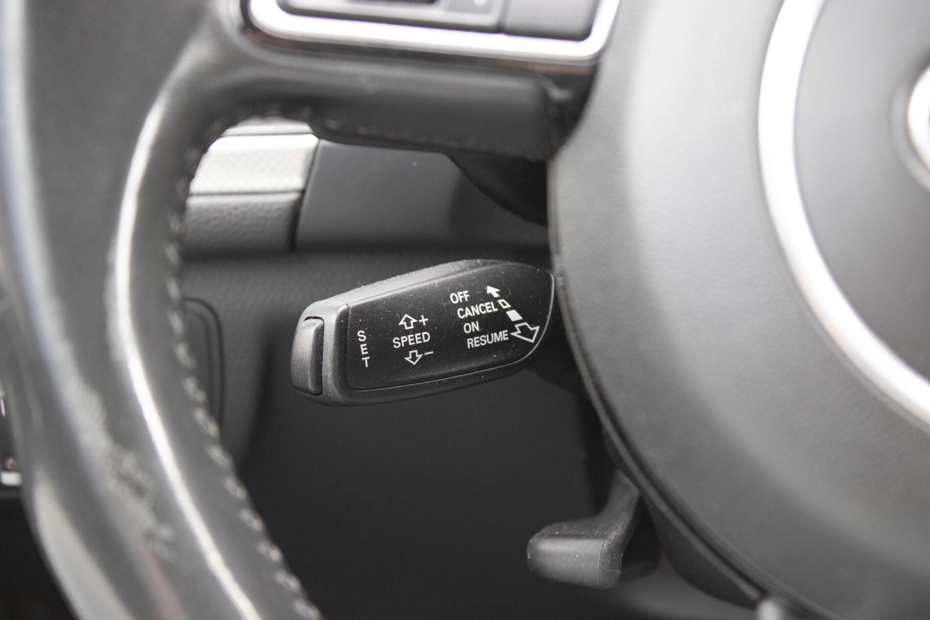 2013 AUDI A6, černá sedan, 335 544 km