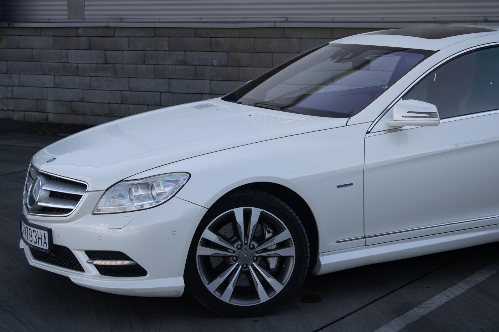2011 Mercedes-Benz CL 500, bílá kupé, 217 725 km