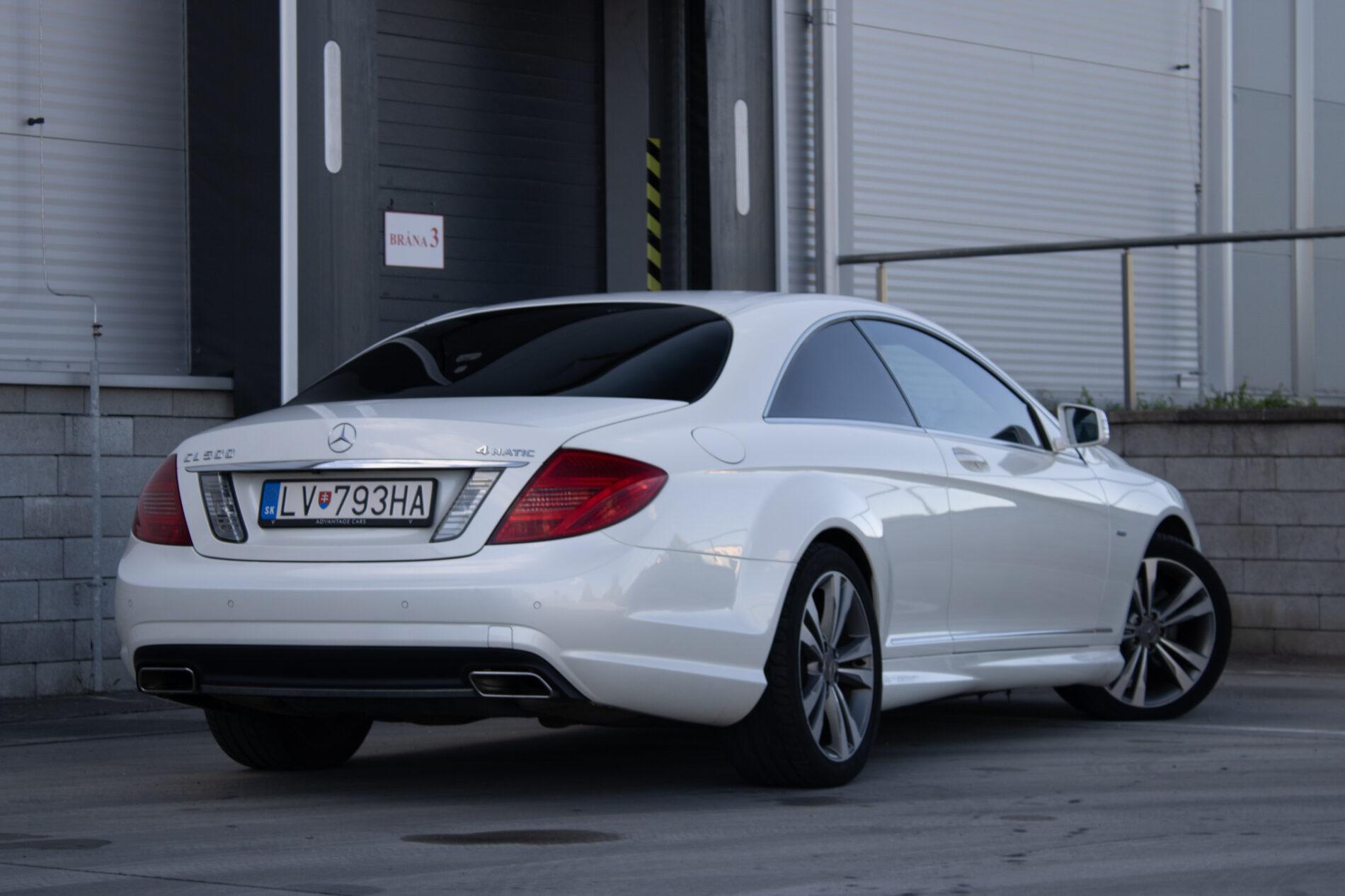 2011 Mercedes-Benz CL 500, bílá kupé, 217 725 km