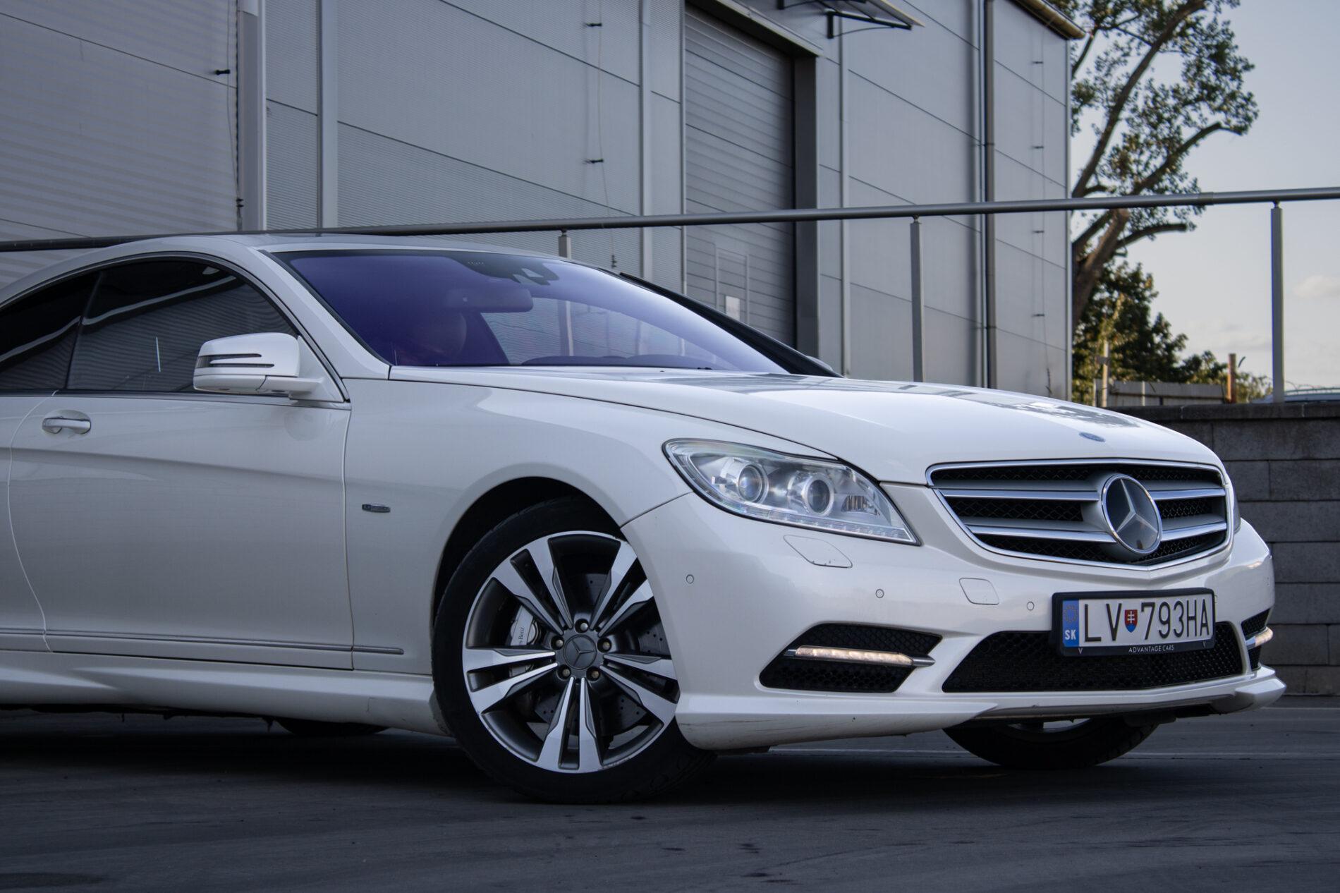2011 Mercedes-Benz CL 500, bílá kupé, 217 725 km