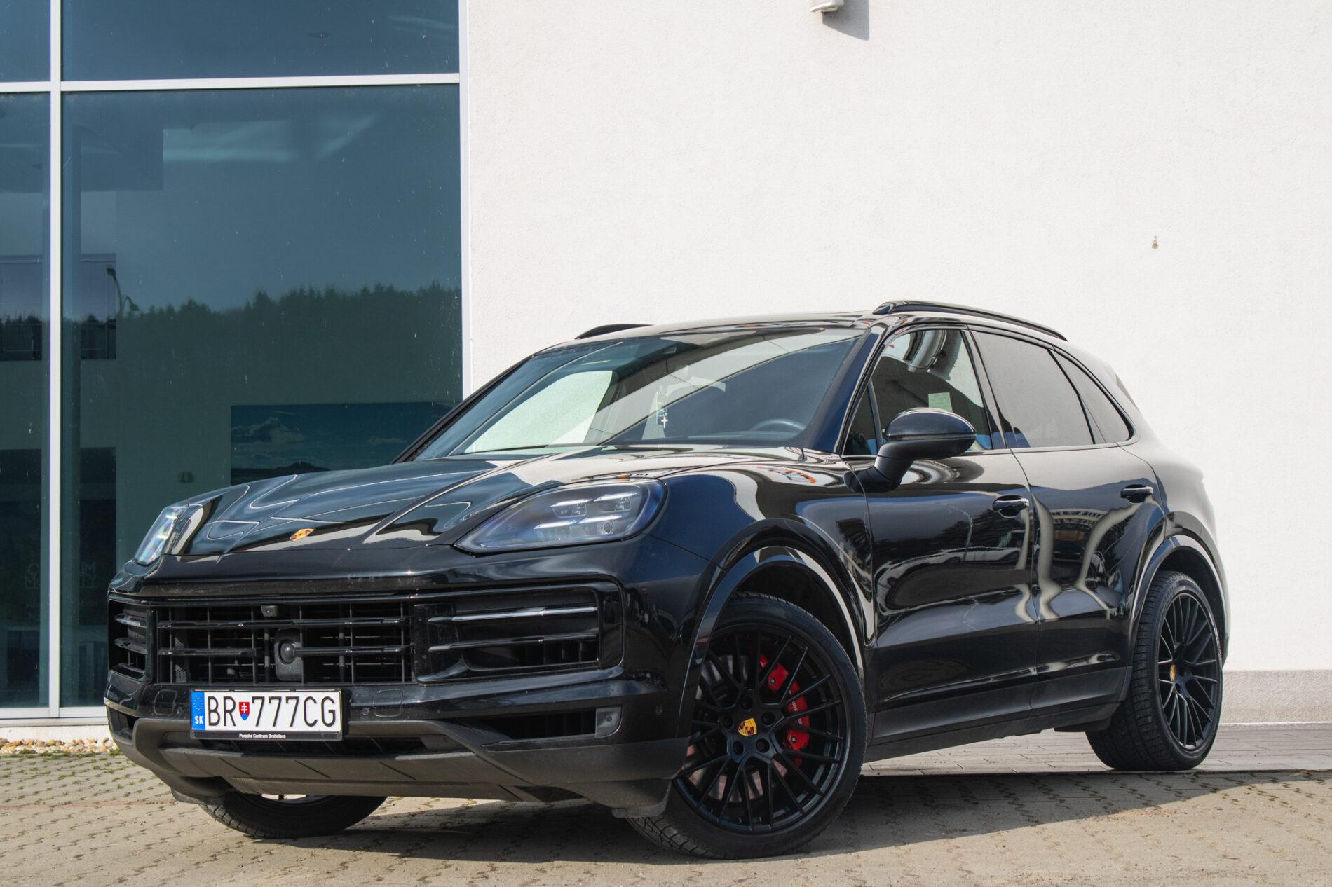 2023 Porsche Cayenne S
