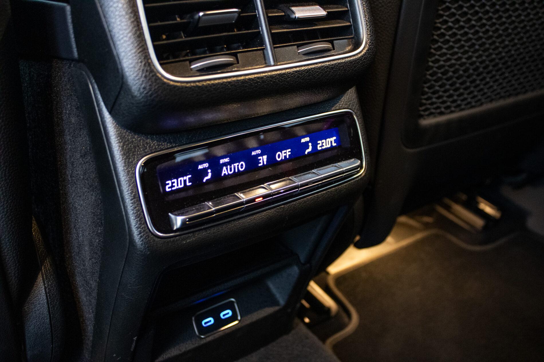 2023 Mercedes-Benz GLE 450d, zelená suv, 46 173 km