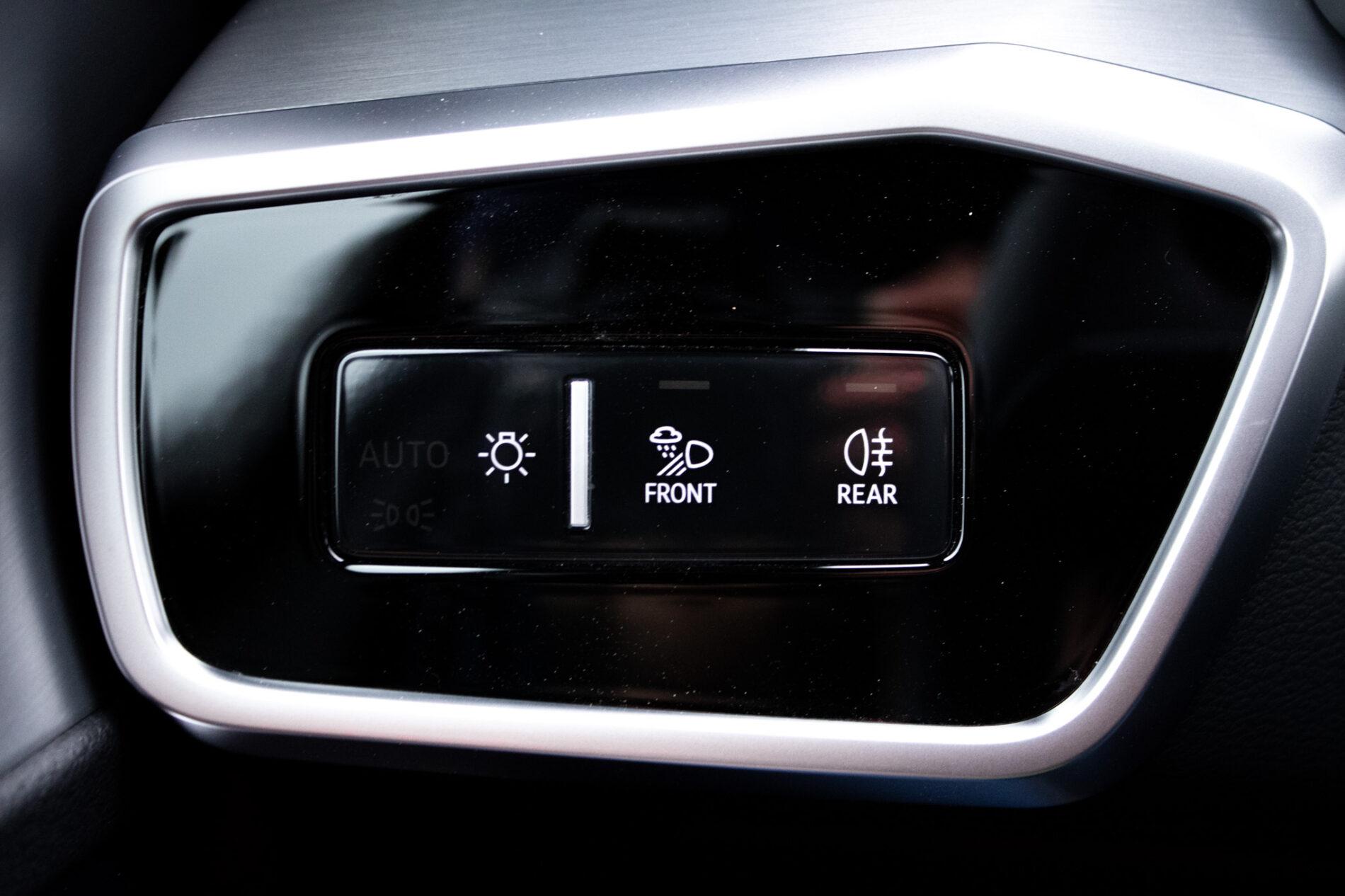 2023 AUDI A6, černá kombi, 60 576 km