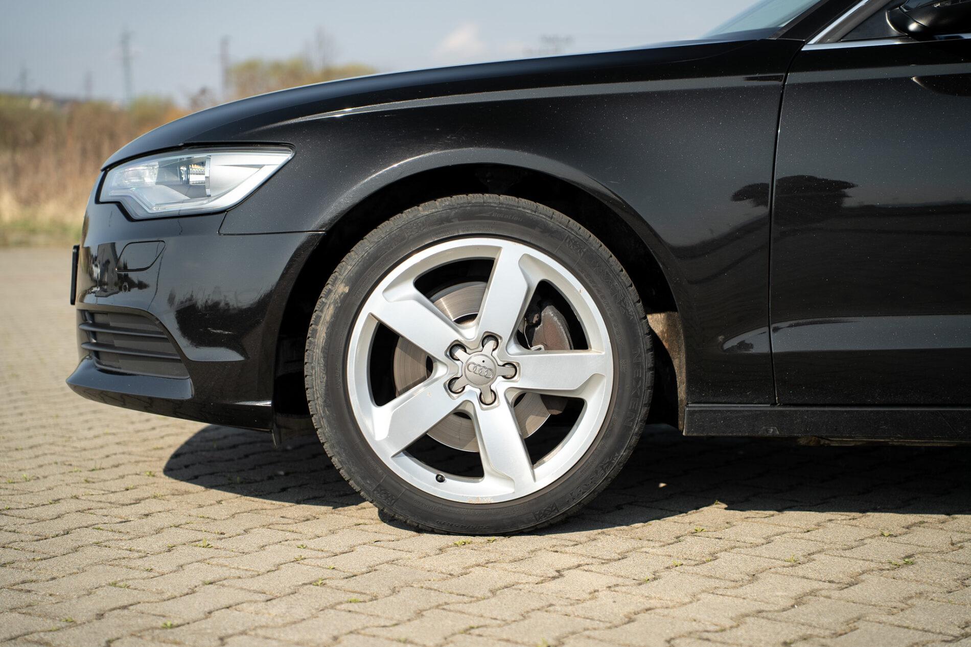 2012 AUDI A6, hnědá kombi, 242 101 km