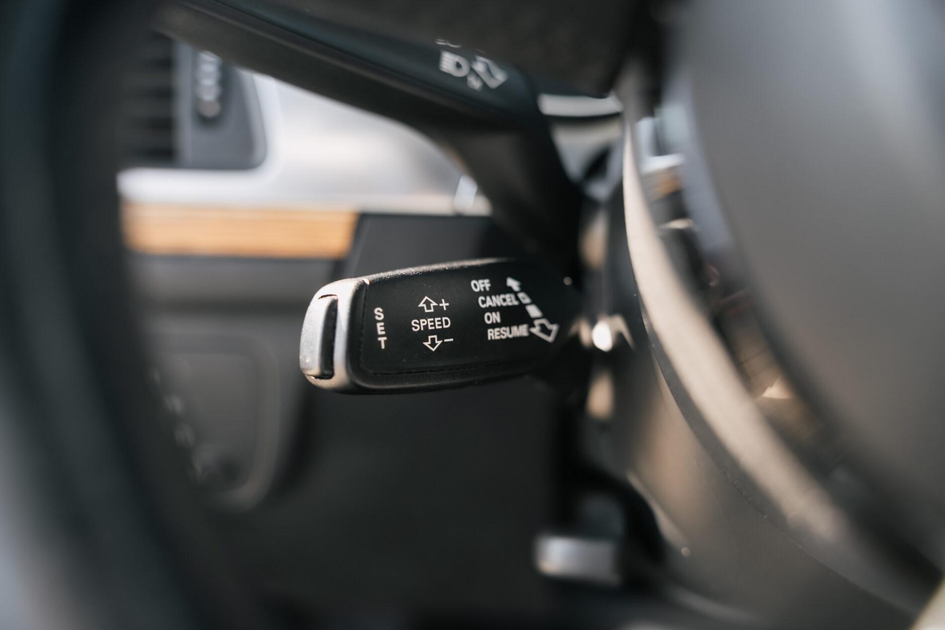 2012 AUDI A6, hnědá kombi, 242 101 km