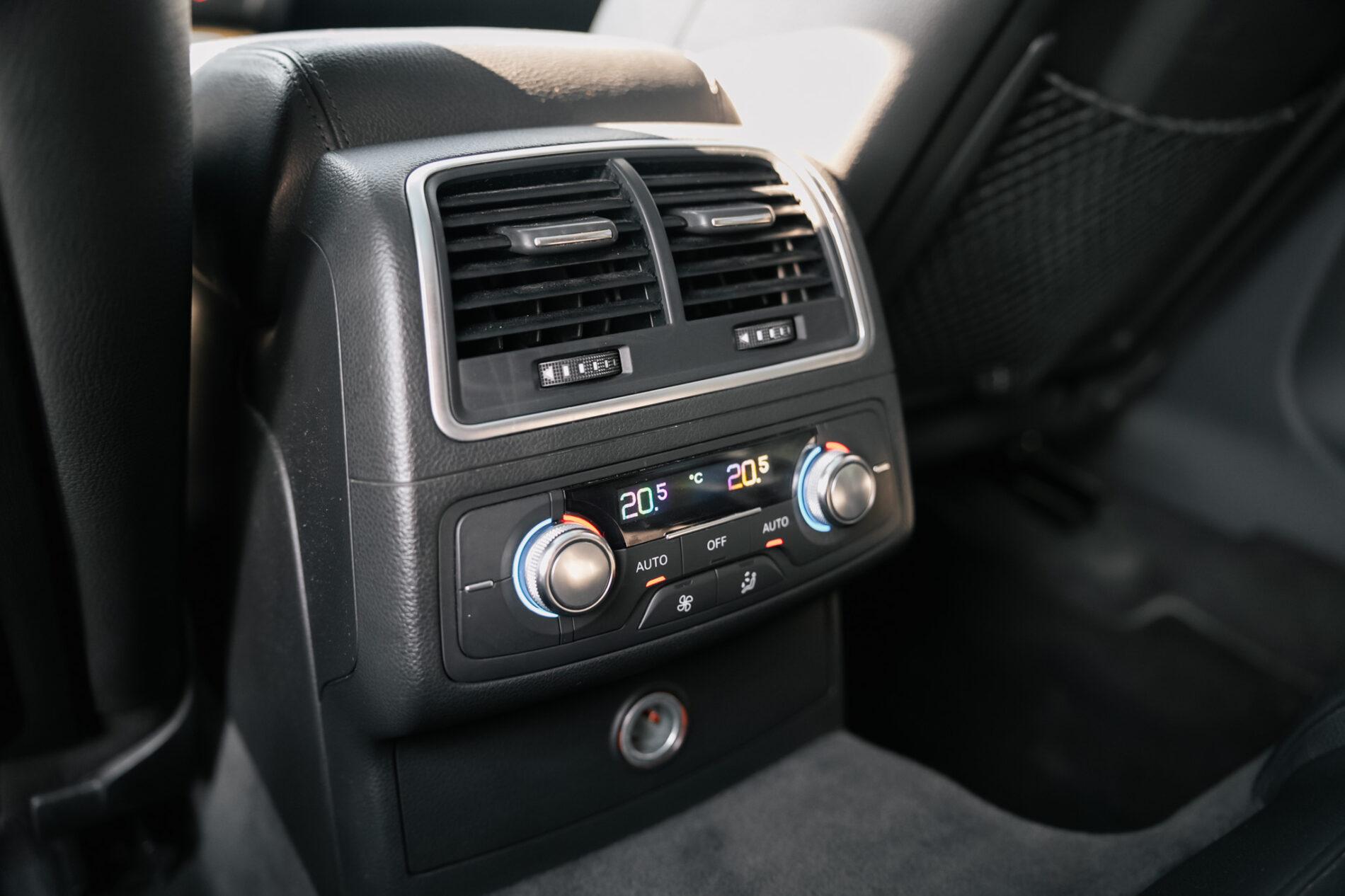 2012 AUDI A6, hnědá kombi, 242 101 km