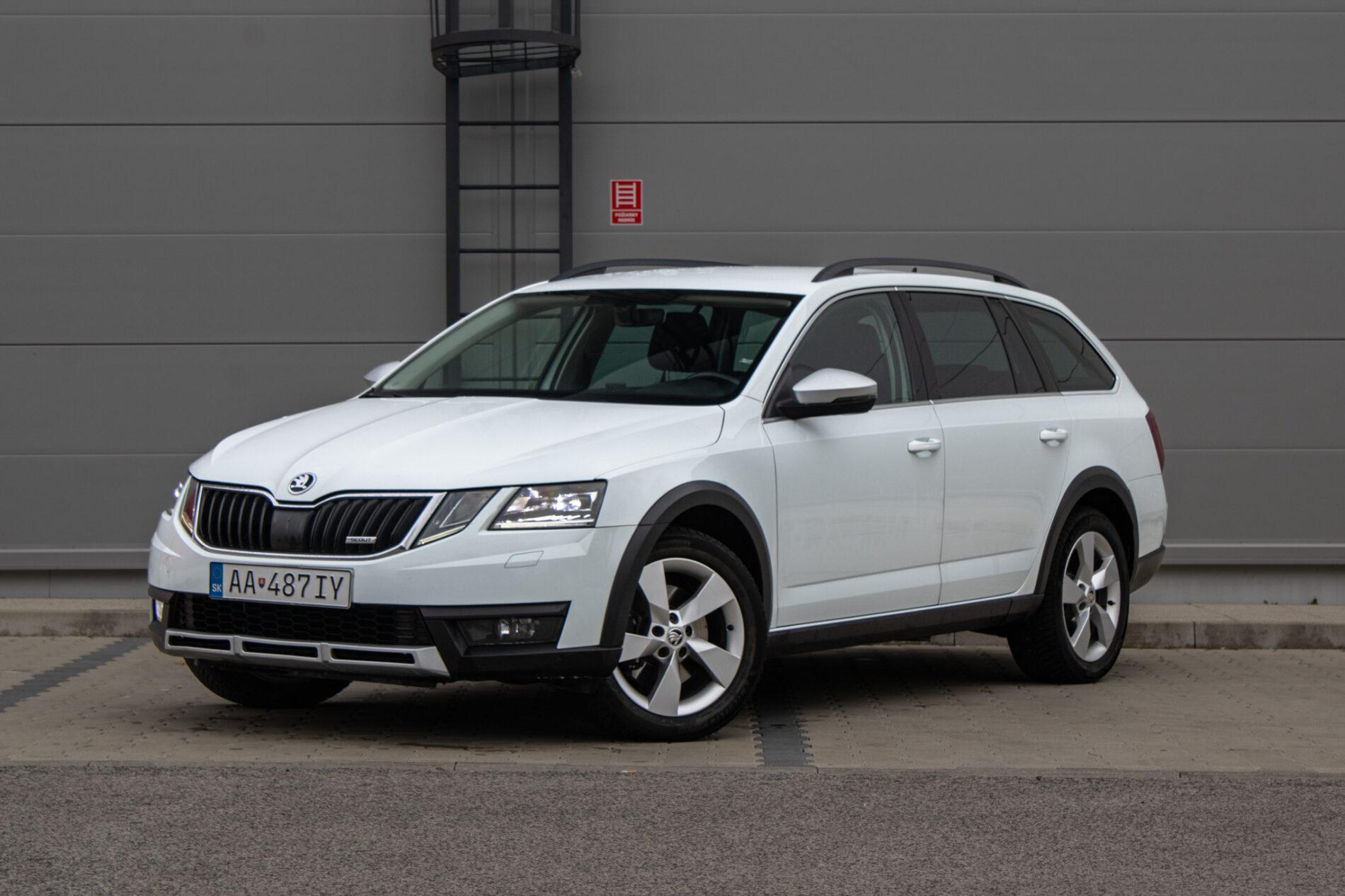 2018 Skoda Octavia RS, bílá kombi, 195 000 km