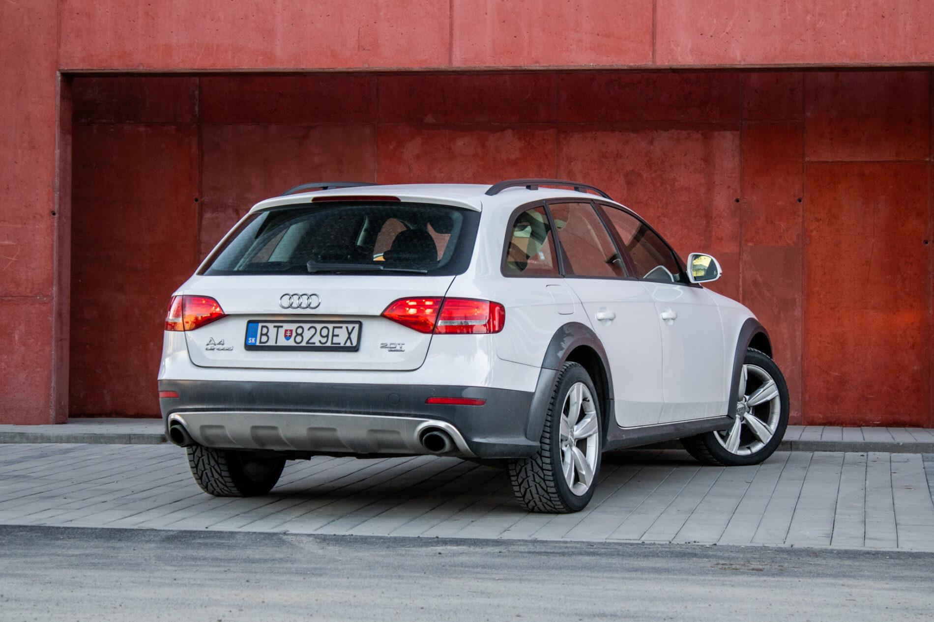 2010 AUDI A4, bílá kombi, 260 367 km