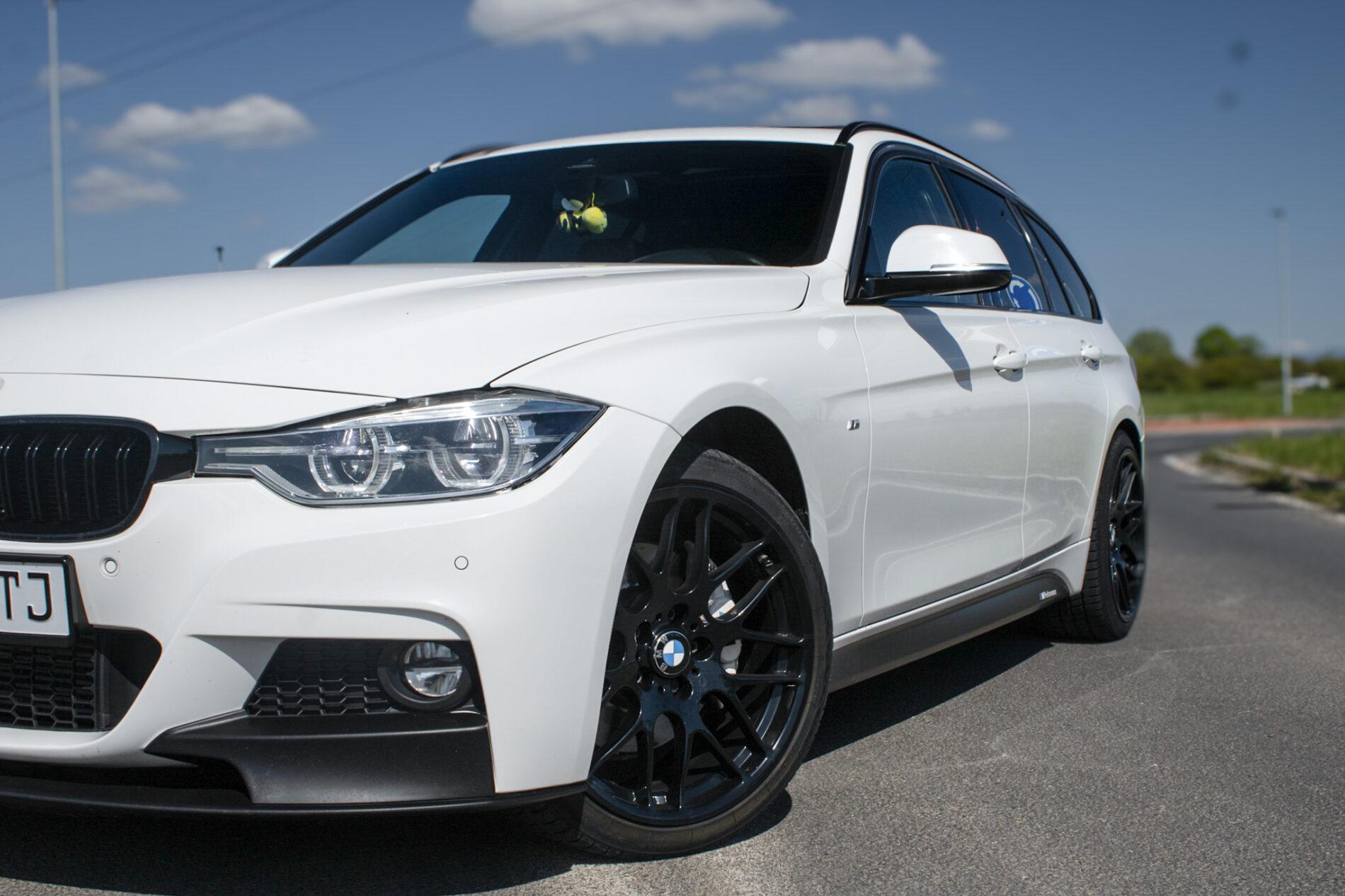 2017 BMW 335d, bílá kombi, 150 450 km
