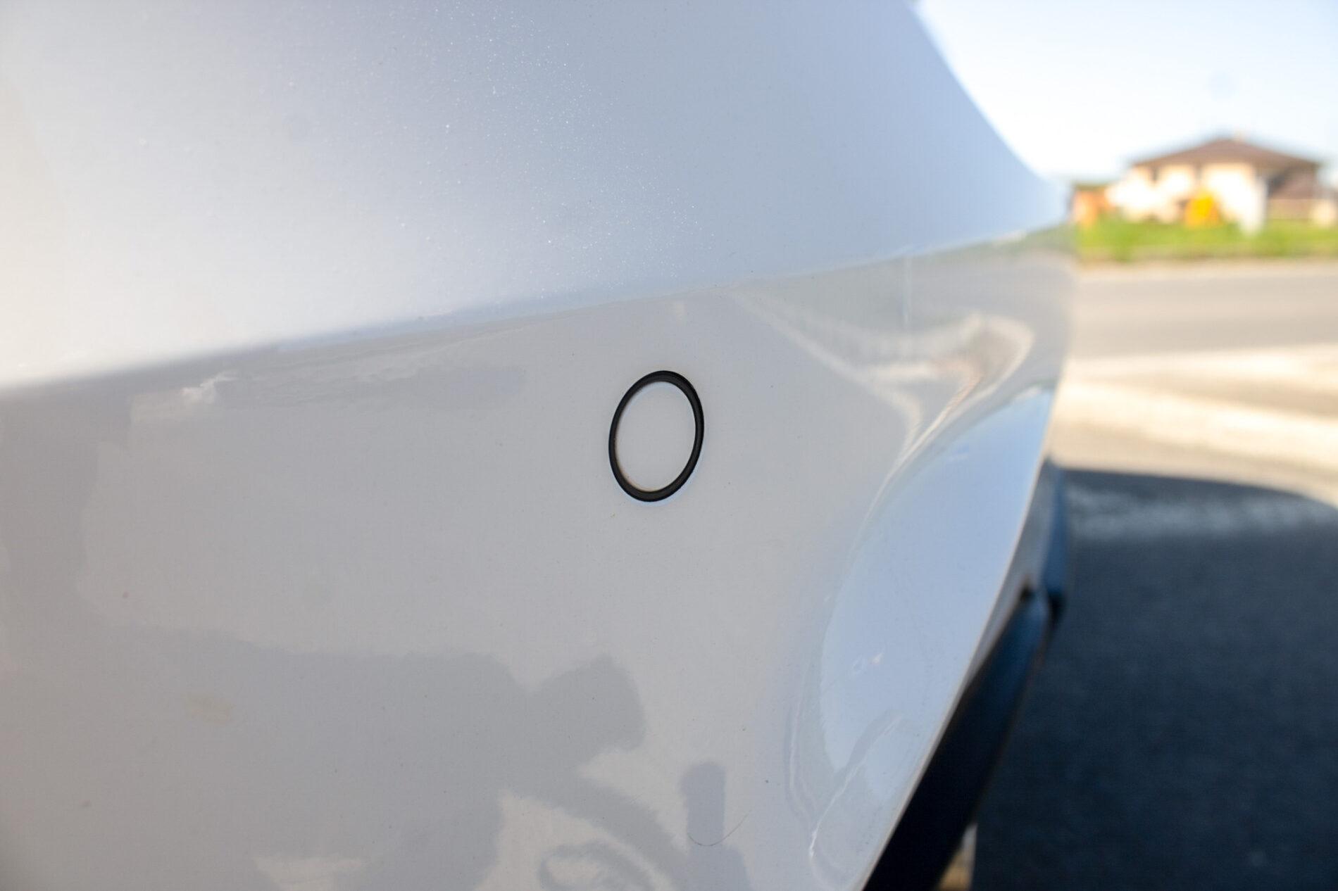 2017 BMW 335d, bílá kombi, 150 450 km