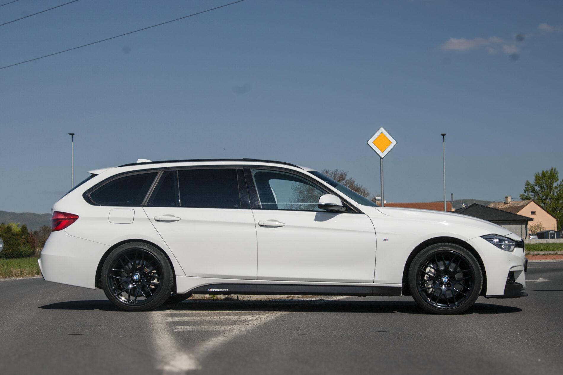 2017 BMW 335d, bílá kombi, 150 450 km