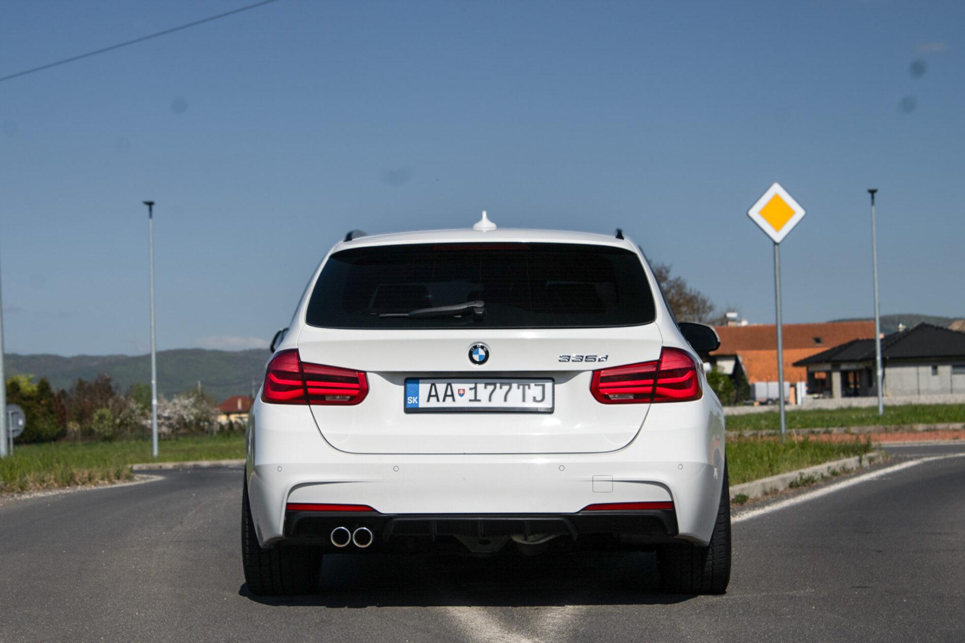 2017 BMW 335d, bílá kombi, 150 450 km