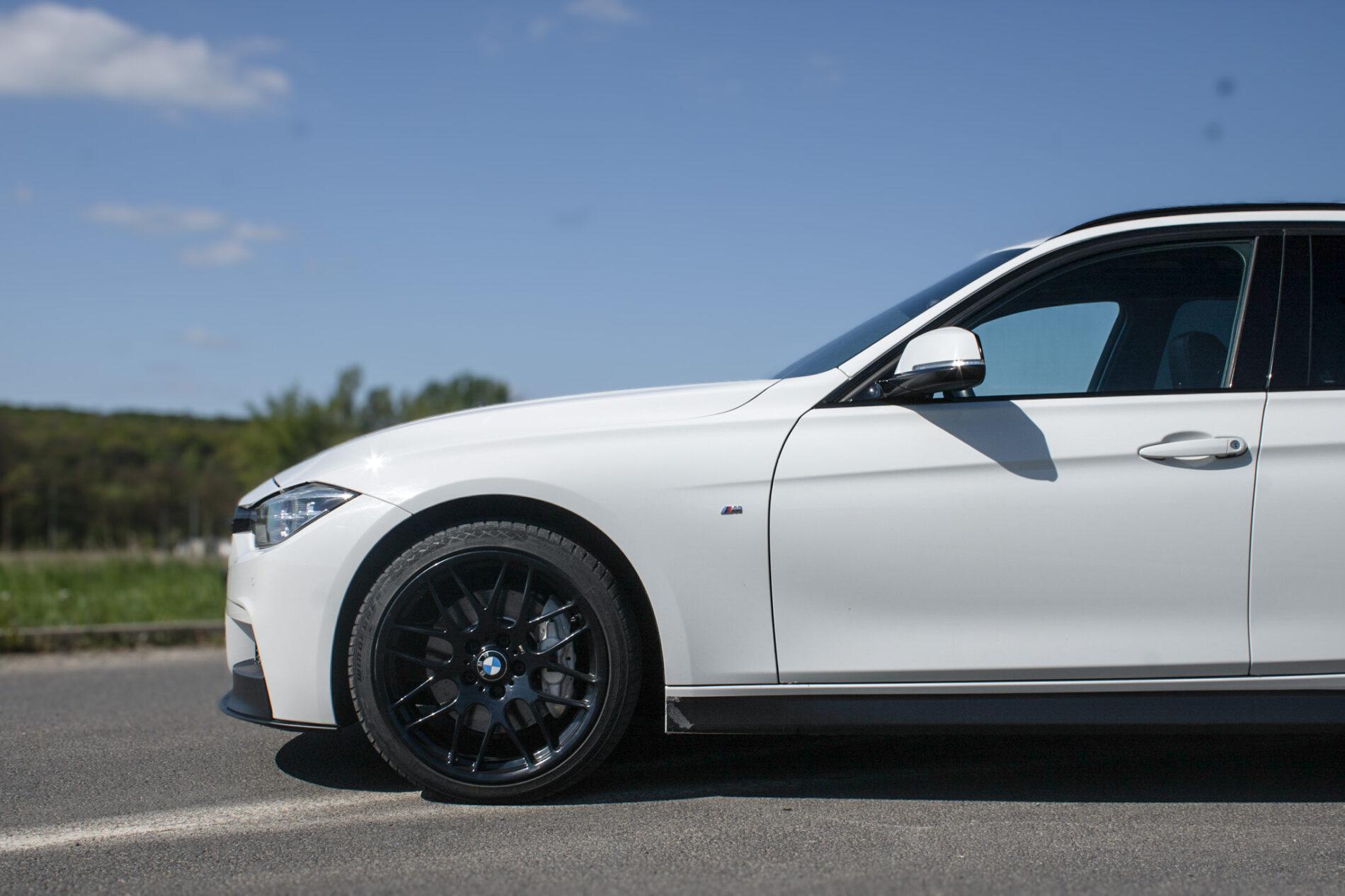 2017 BMW 335d, bílá kombi, 150 450 km