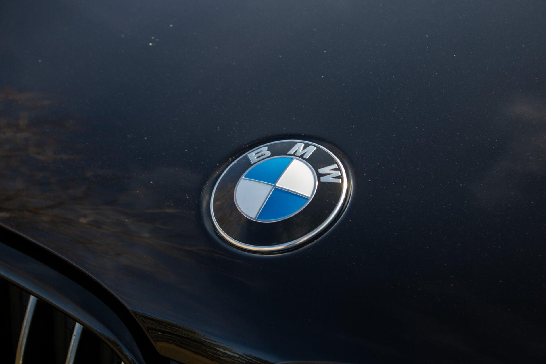 2017 BMW 740d, černá sedan, 137 000 km