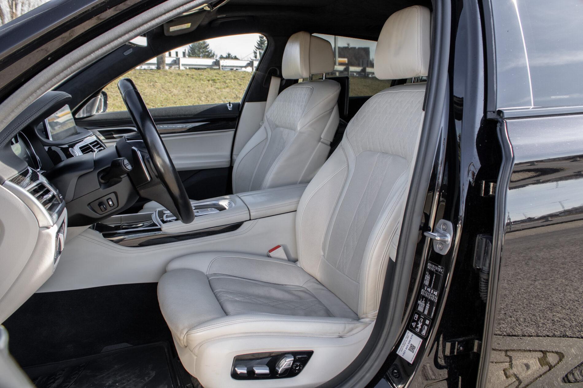 2017 BMW 740d, černá sedan, 137 000 km