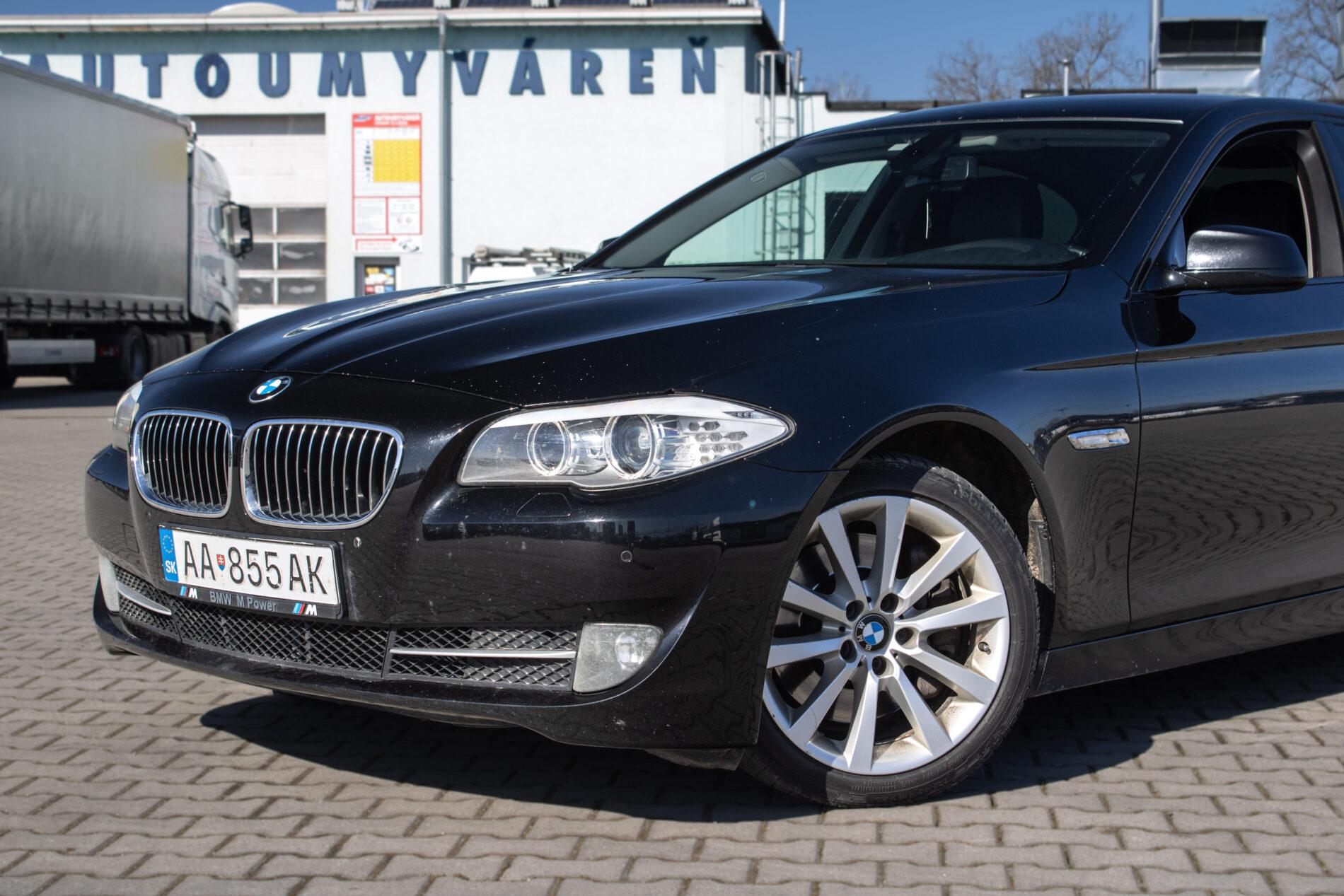 2010 BMW 530d, černá sedan, 468 596 km
