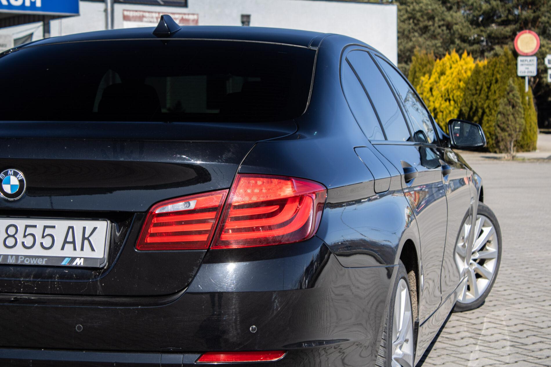2010 BMW 530d, černá sedan, 468 596 km