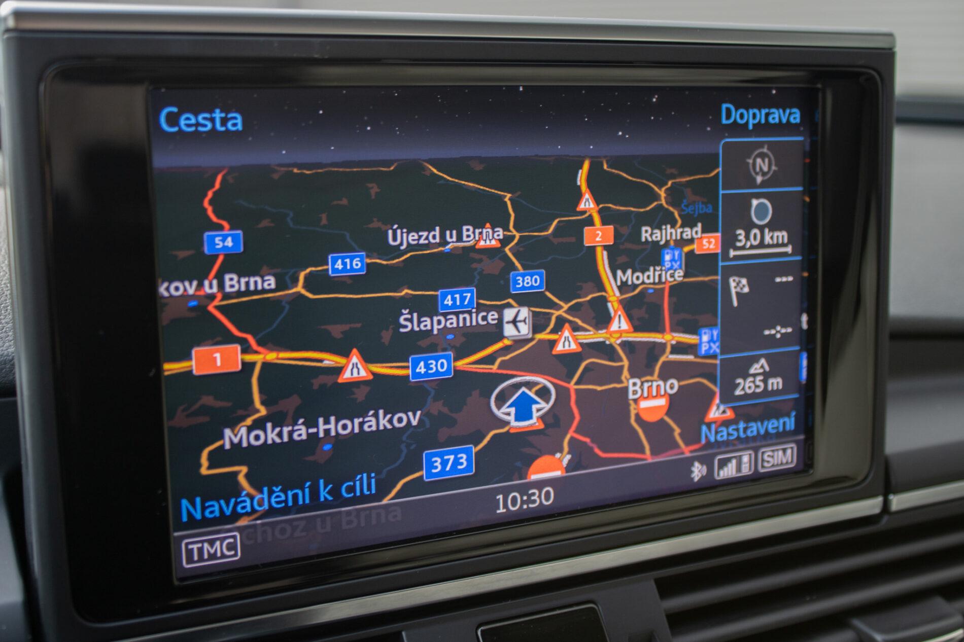 2018 AUDI A6, černá sedan, 282 345 km
