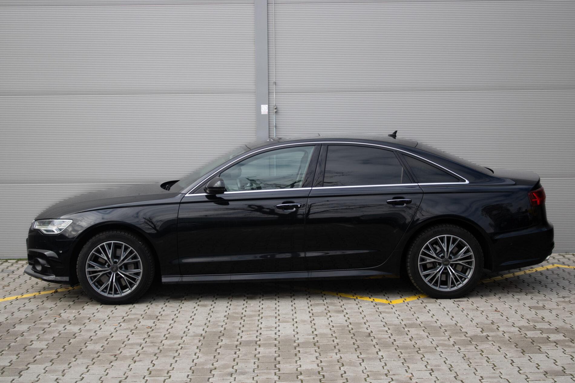 2018 AUDI A6, černá sedan, 282 345 km