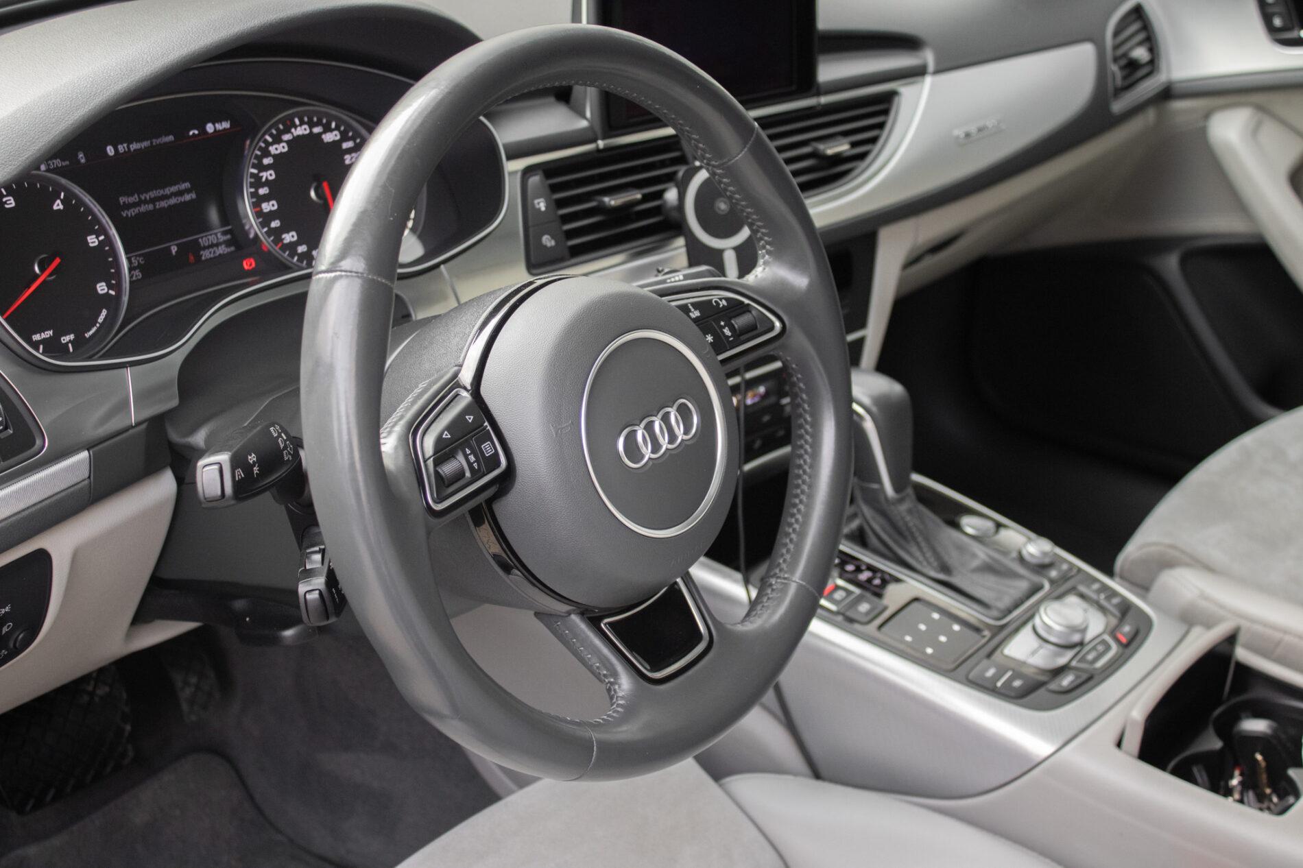 2018 AUDI A6, černá sedan, 282 345 km