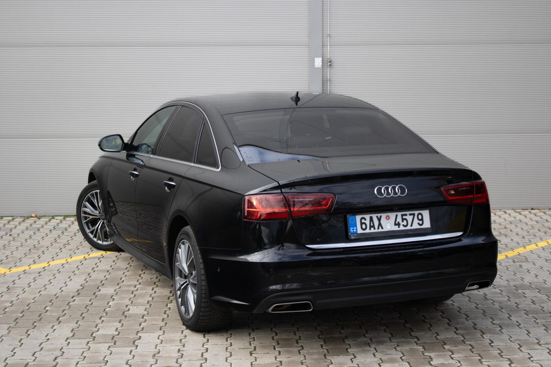 2018 AUDI A6, černá sedan, 282 345 km