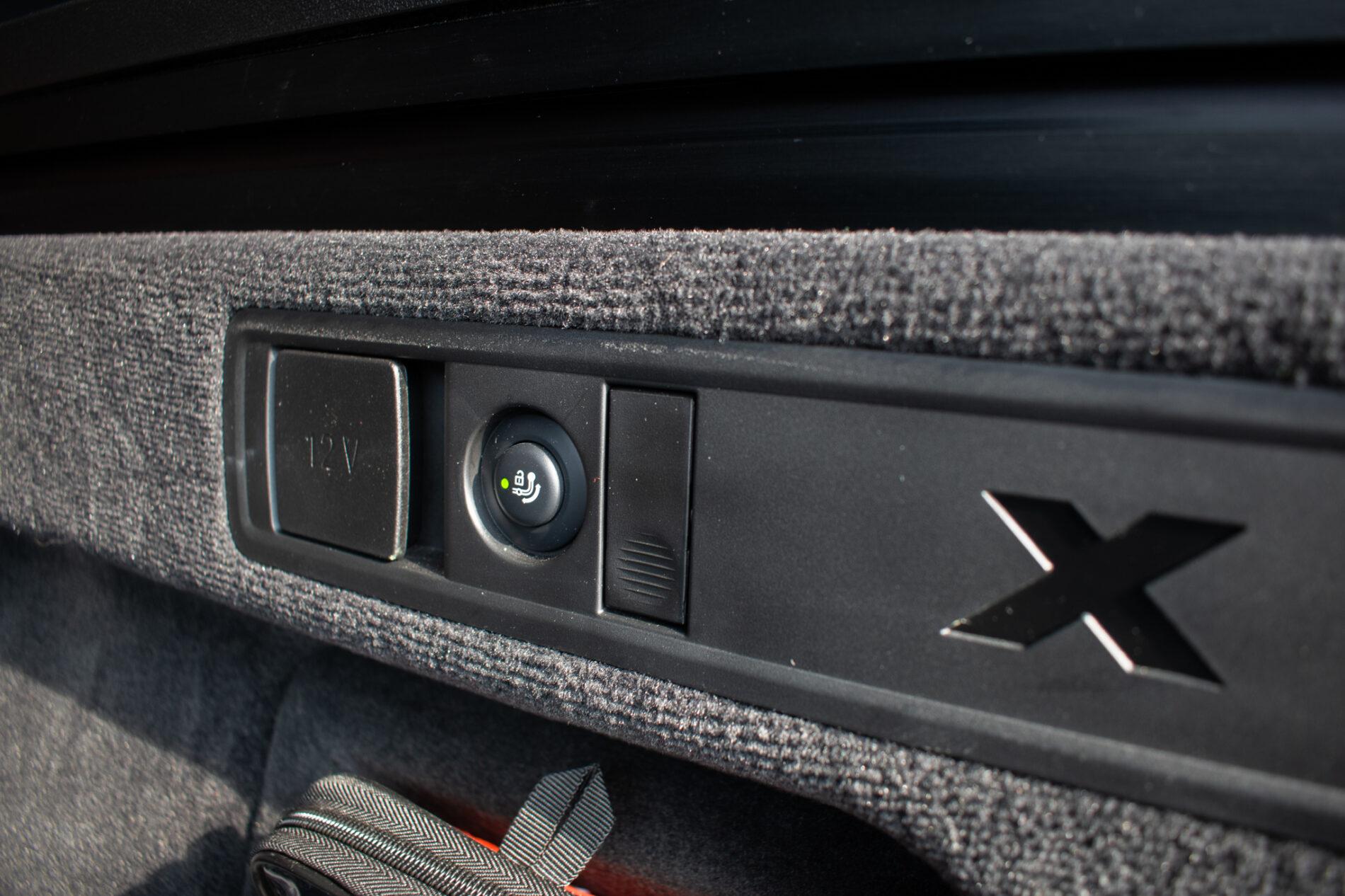 2023 BMW X5 M50i, zelená suv, 47 415 km