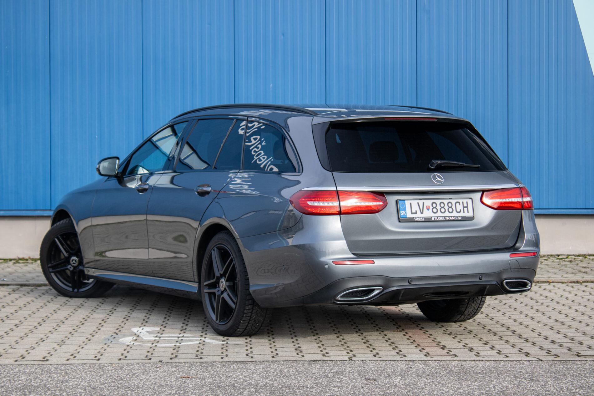 2018 Mercedes-Benz E 350d, šedá kombi, 175 769 km