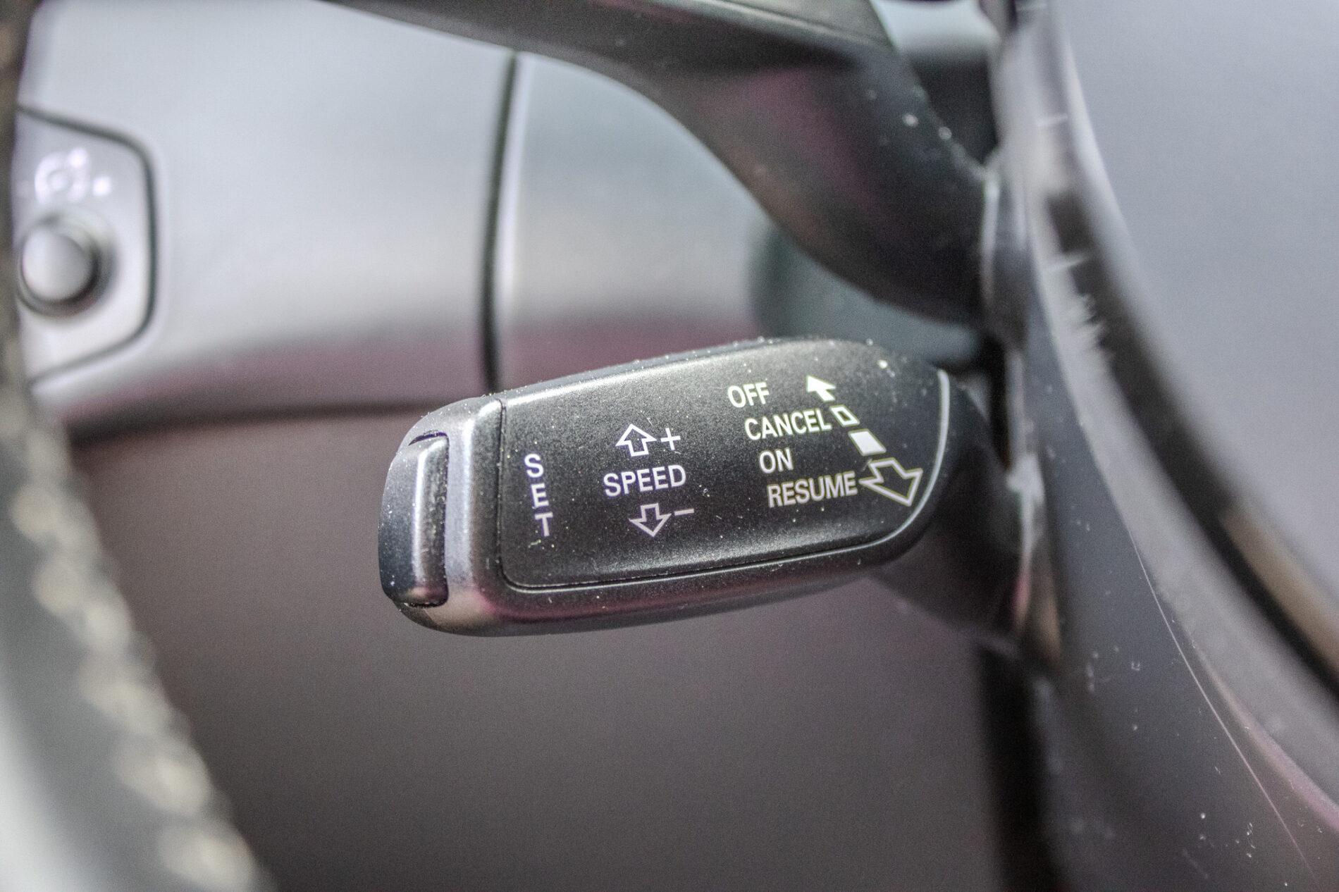 2012 AUDI A4, hnědá kombi, 223 486 km