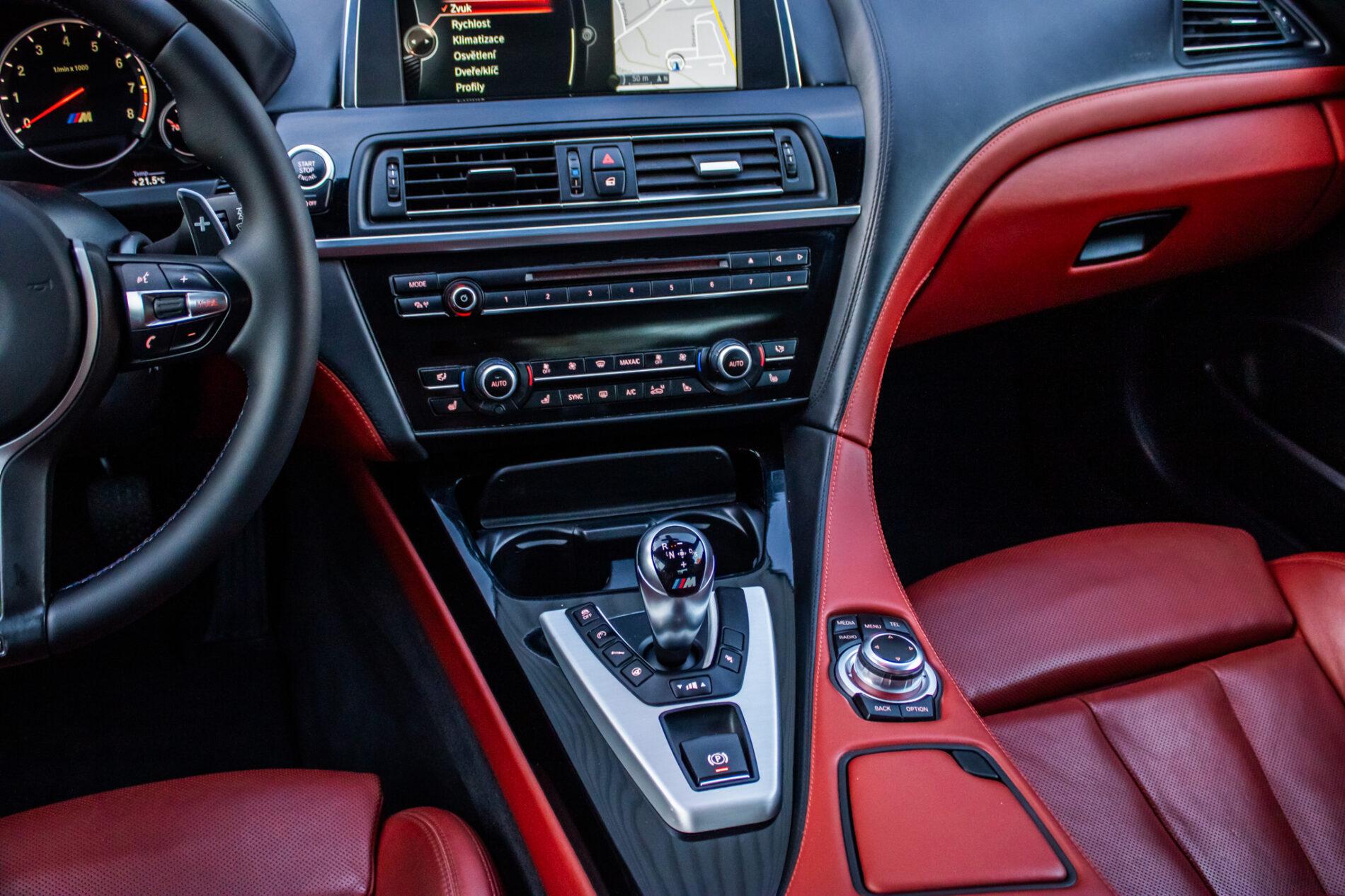2013 BMW M6, modrá kupé, 57 095 km