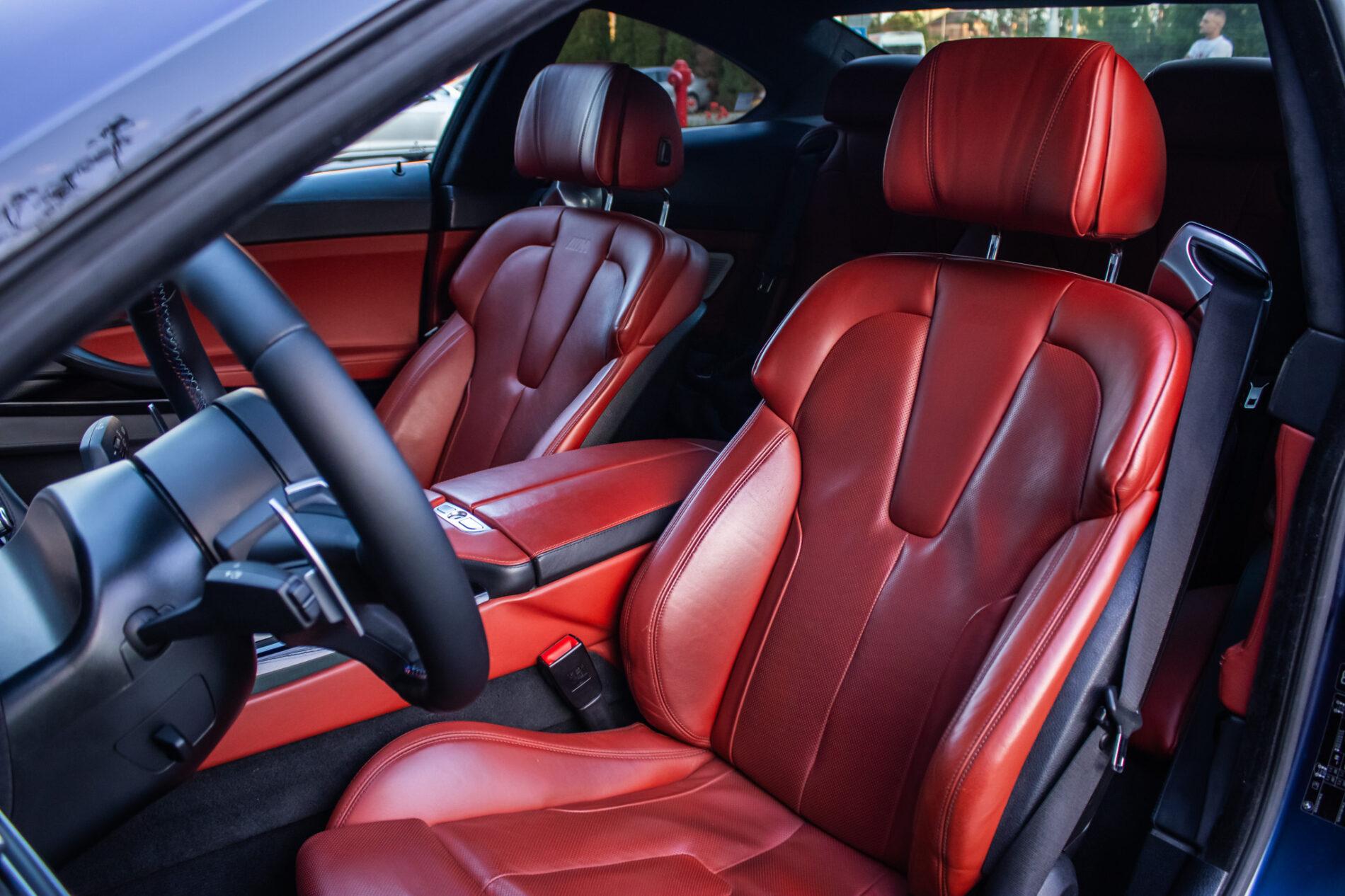 2013 BMW M6, modrá kupé, 57 095 km