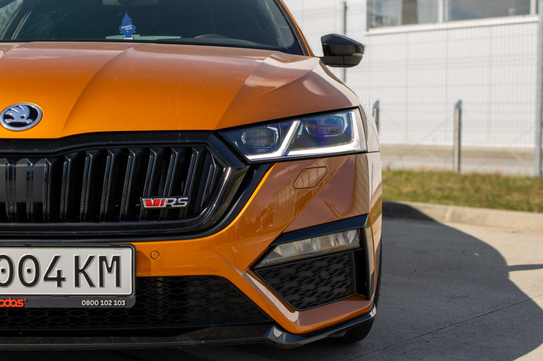 2024 Skoda Octavia RS, oranžová sedan, 18 411 km