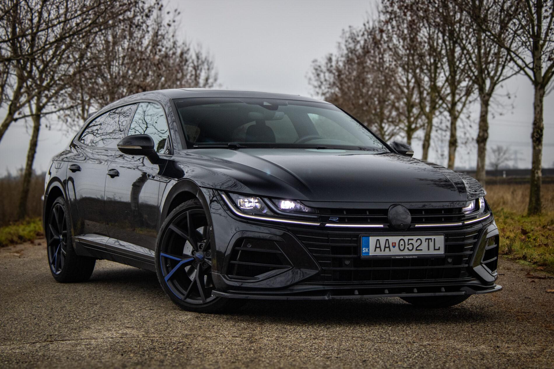 2022 Volkswagen Arteon R, černá kombi, 40 950 km