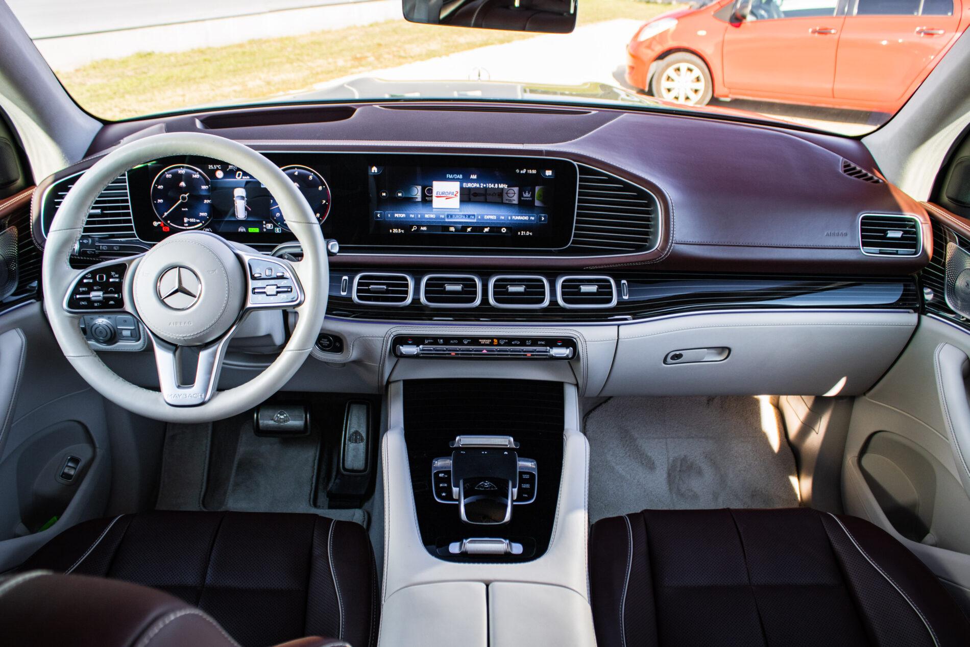2022 Mercedes-Benz GLS Maybach, šedá suv, 42 000 km