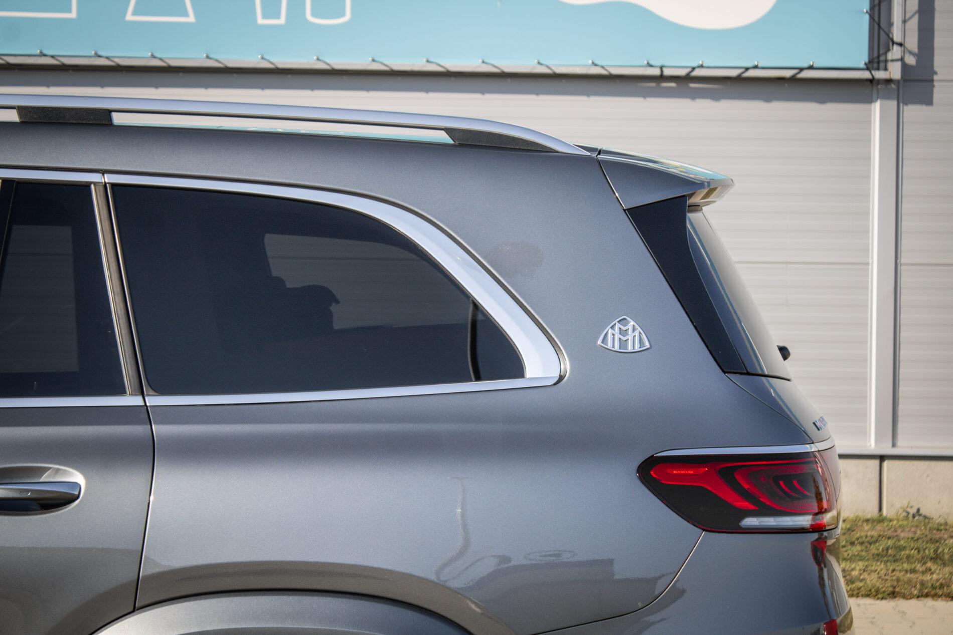 2022 Mercedes-Benz GLS Maybach, šedá suv, 42 000 km