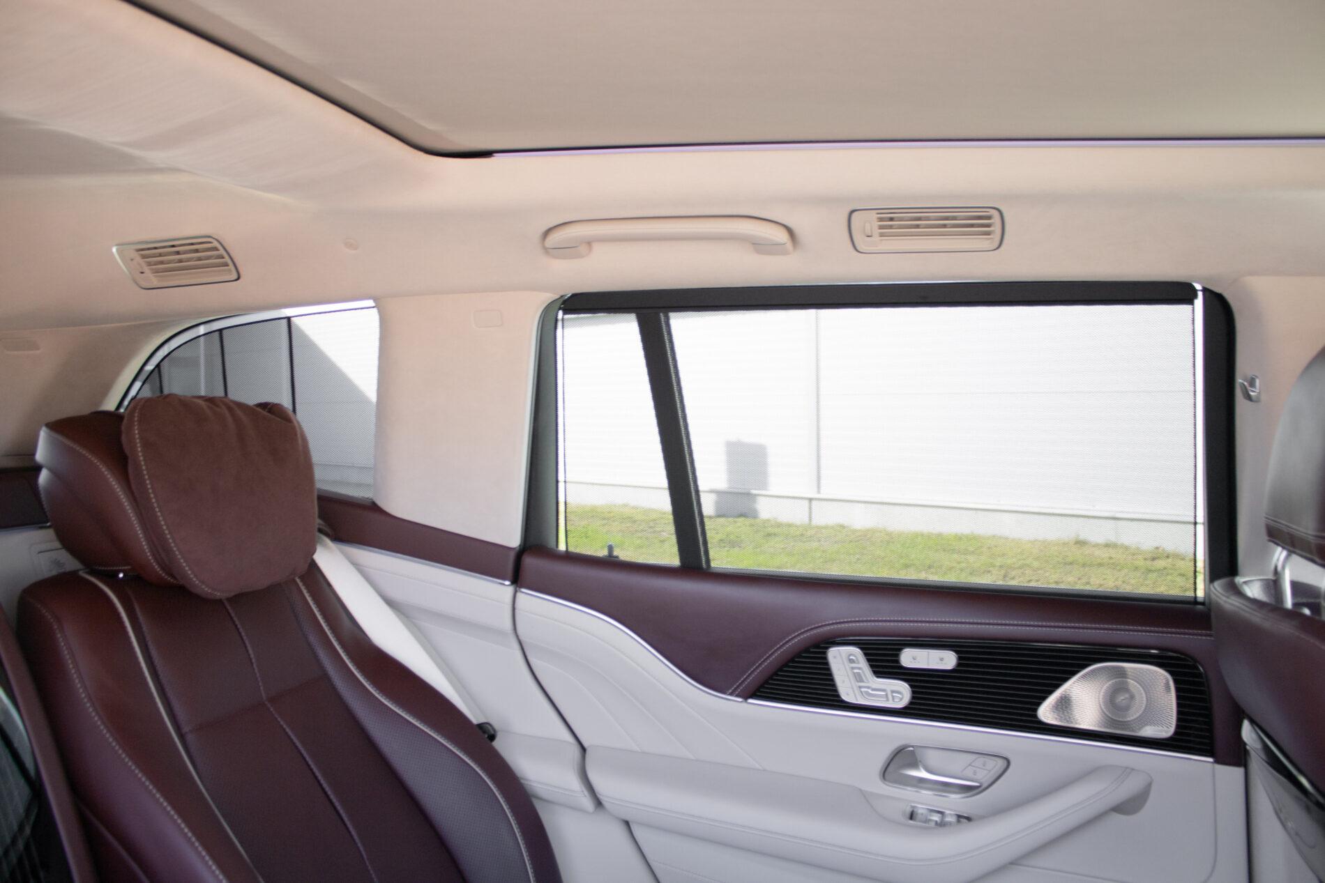 2022 Mercedes-Benz GLS Maybach, šedá suv, 42 000 km