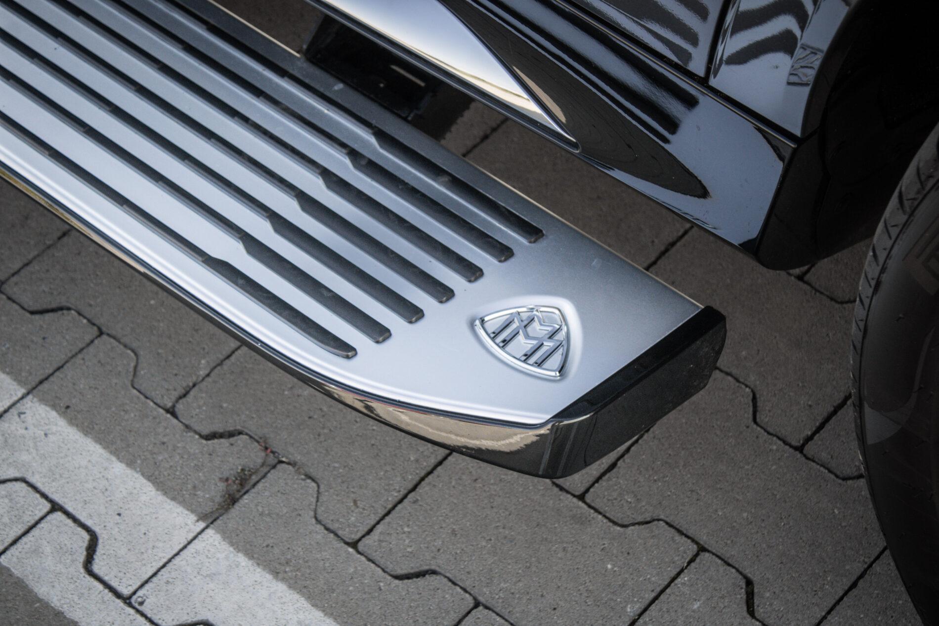 2022 Mercedes-Benz GLS Maybach, šedá suv, 42 000 km