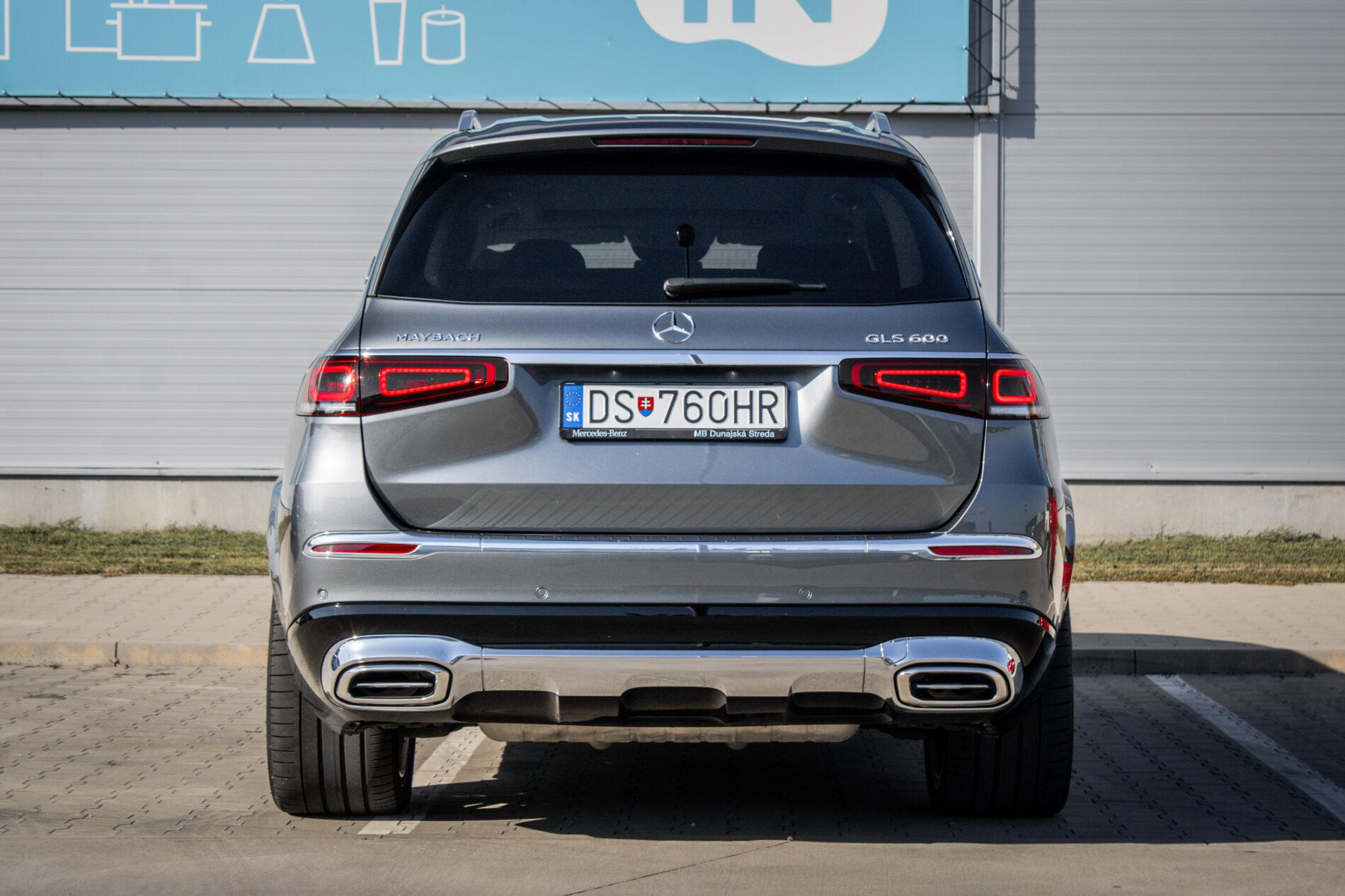 2022 Mercedes-Benz GLS Maybach, šedá suv, 42 000 km