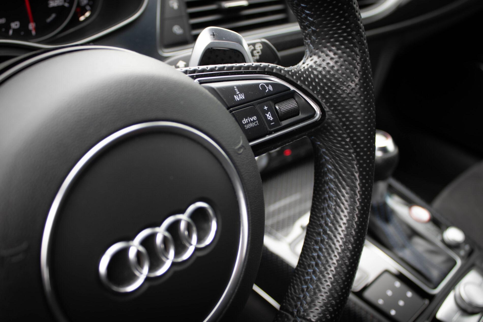 2016 AUDI RS6 Perf., bílá kombi, 167 550 km