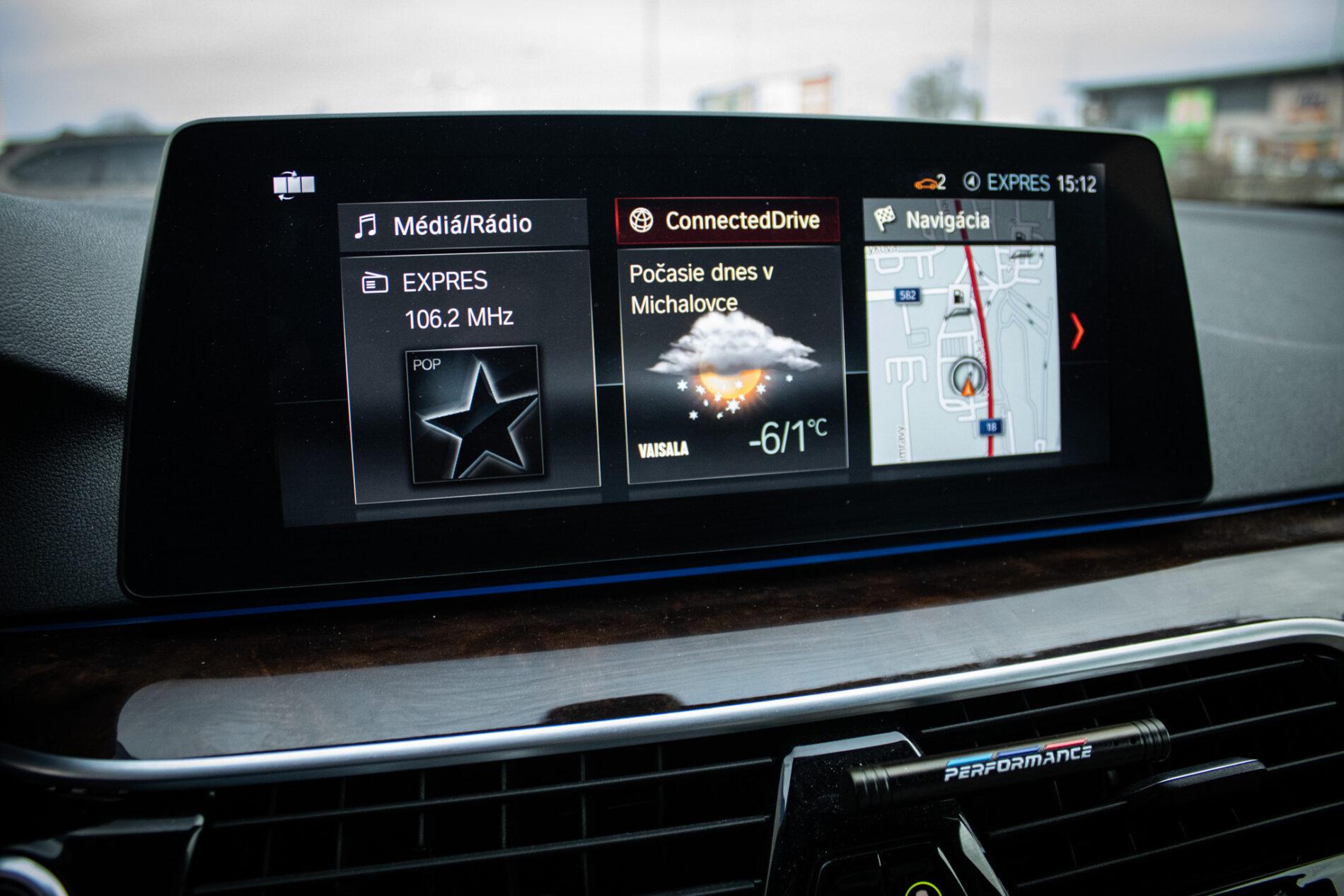 2017 BMW 540d, šedá sedan, 182 573 km