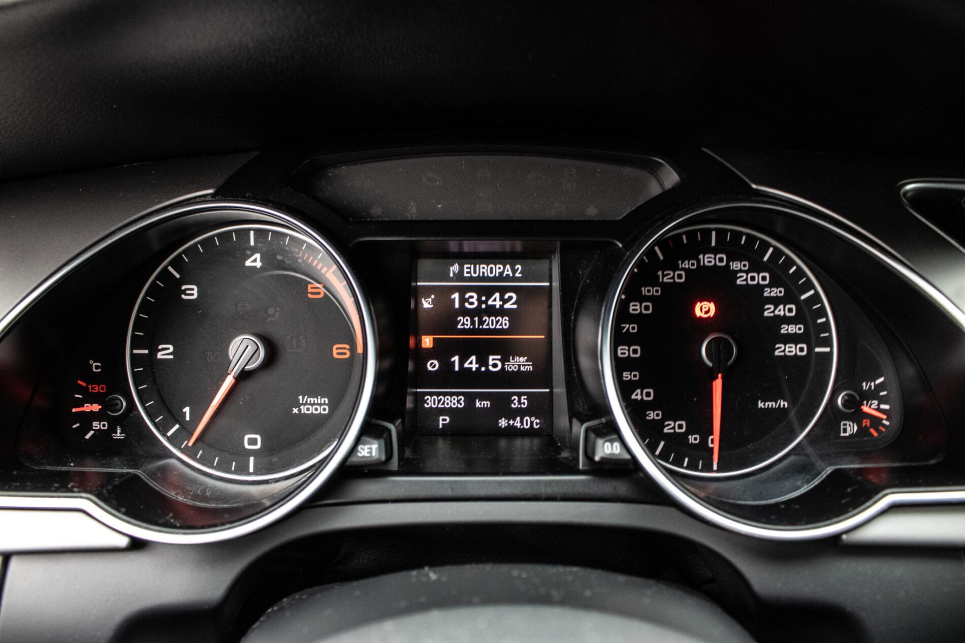 2013 AUDI A5, bílá, 303 000 km