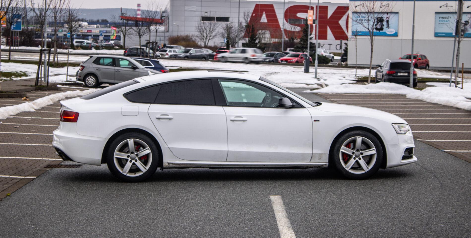 2013 AUDI A5, bílá, 303 000 km